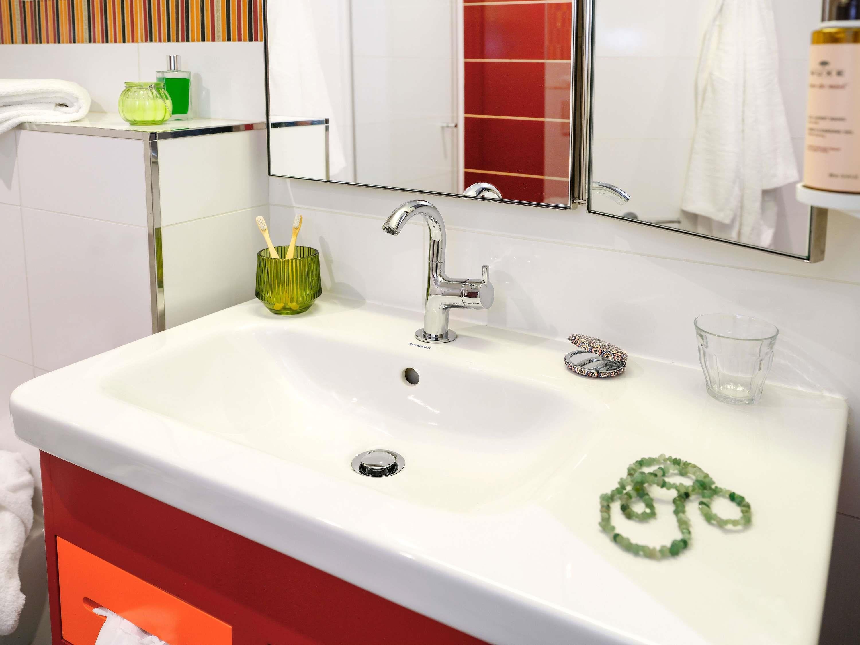 Double Classic Double Bed