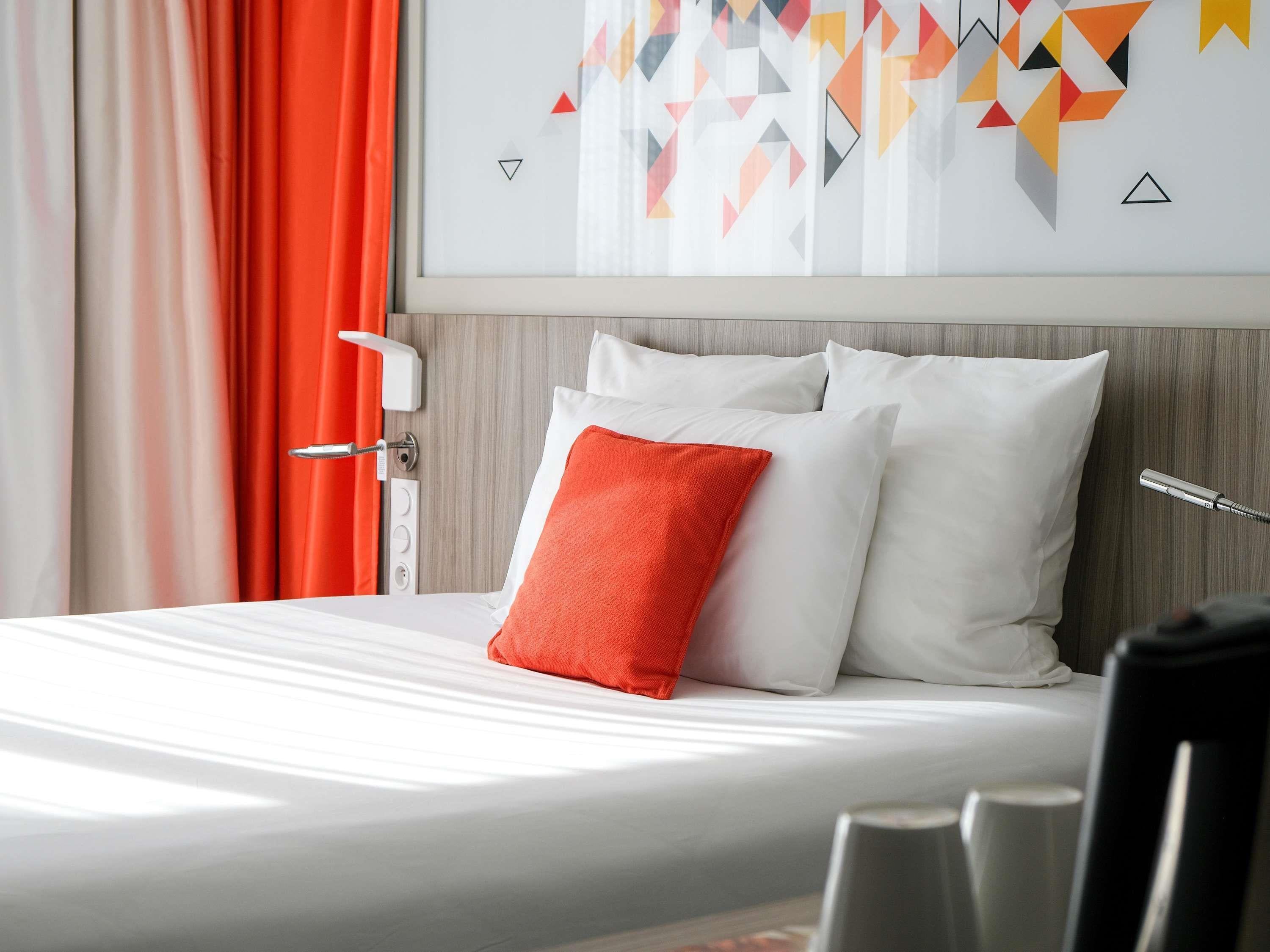 Double Classic Double Bed