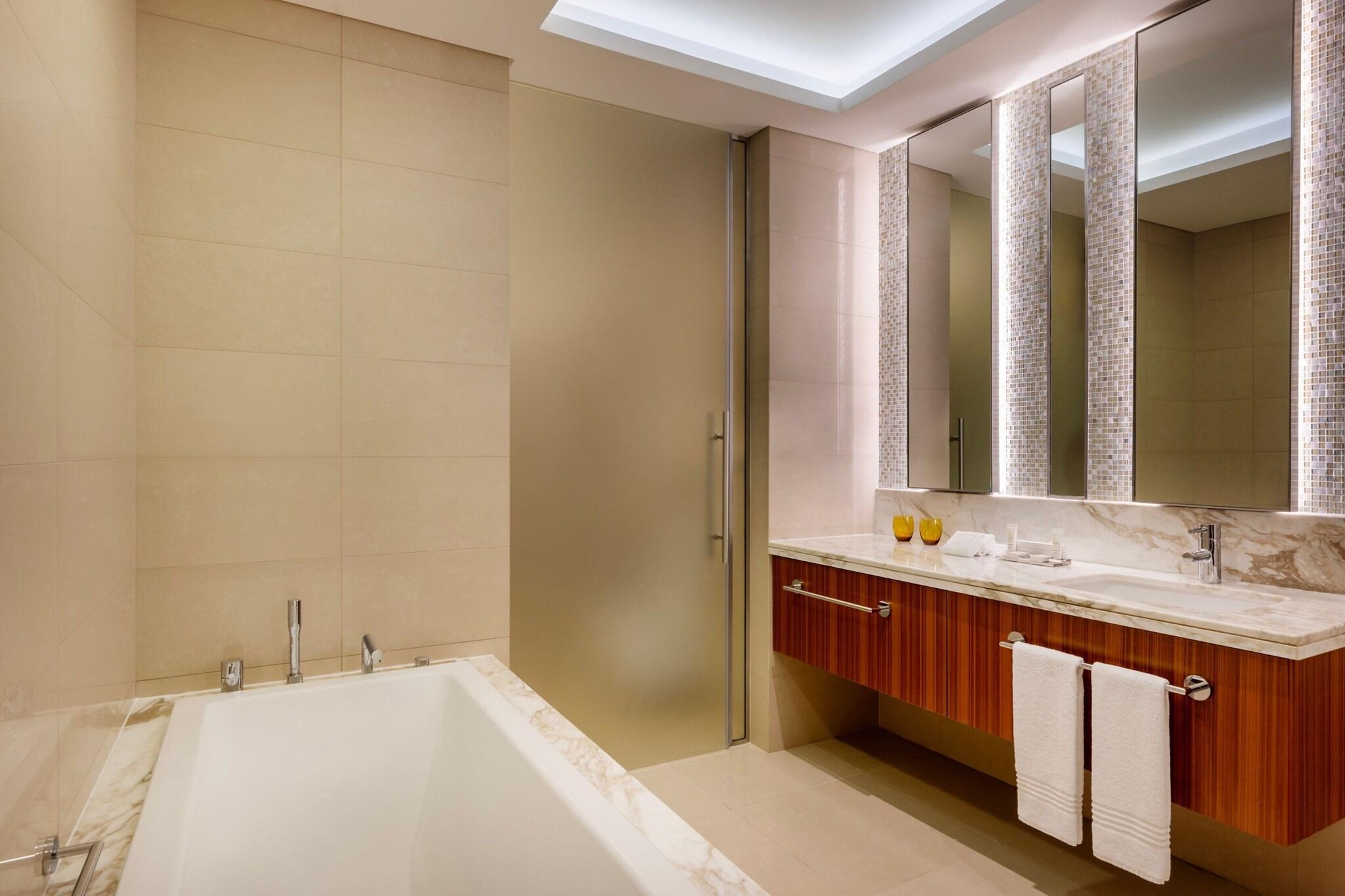 Family Room Double Bed Smoking