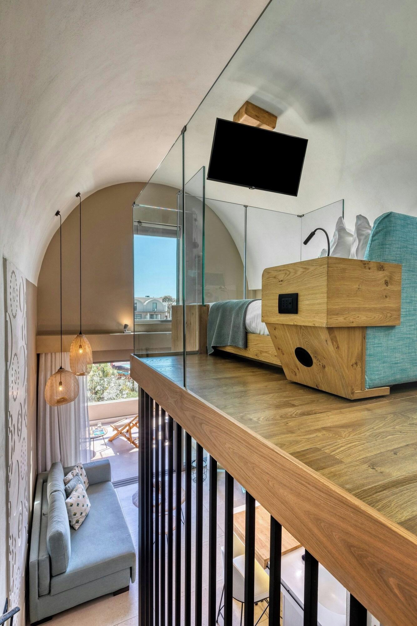 Suite with Jacuzzi with Views