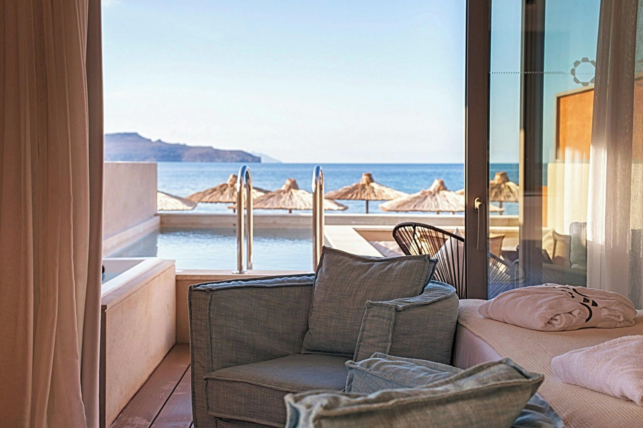 Double with Private Pool