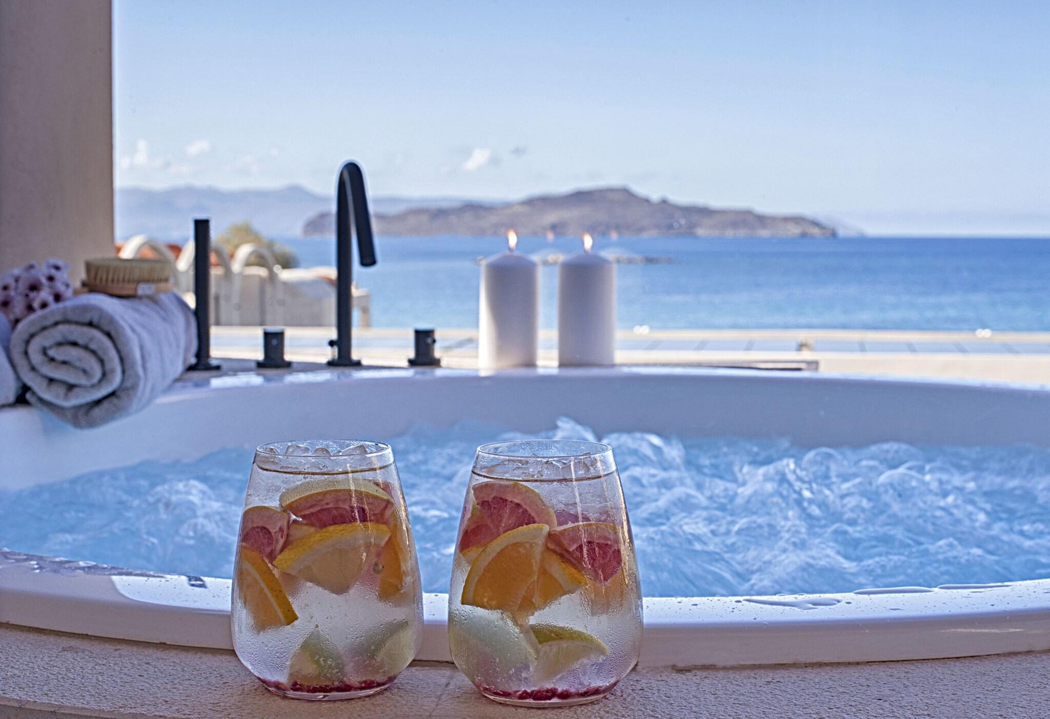 Suite with Jacuzzi with Views