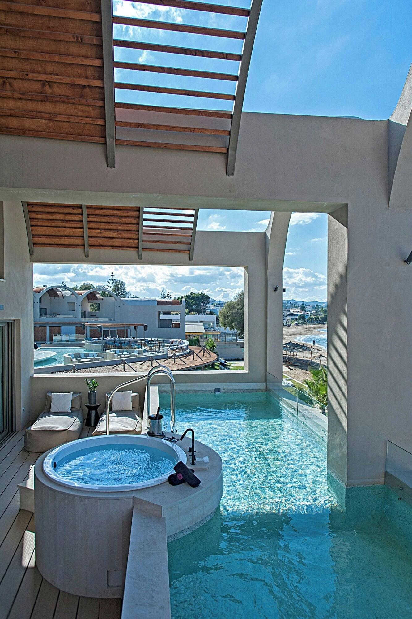 Suite Queen Size Bed