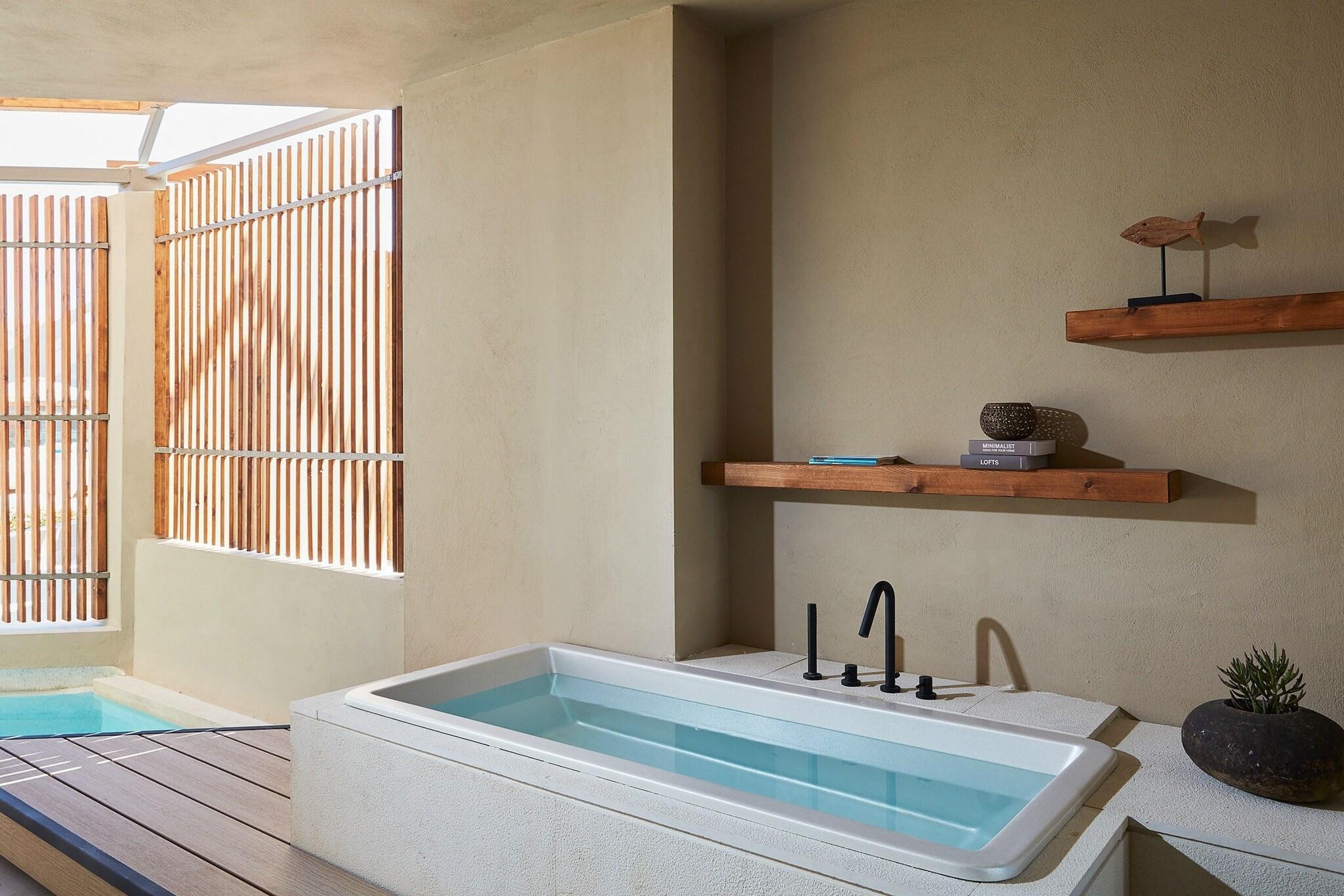 Double Pool View King Bed