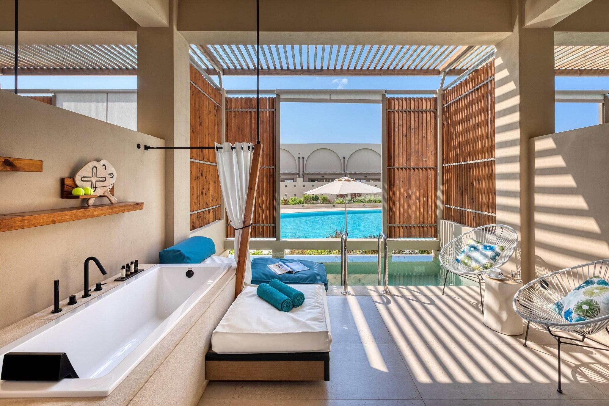 Double Pool View King Bed