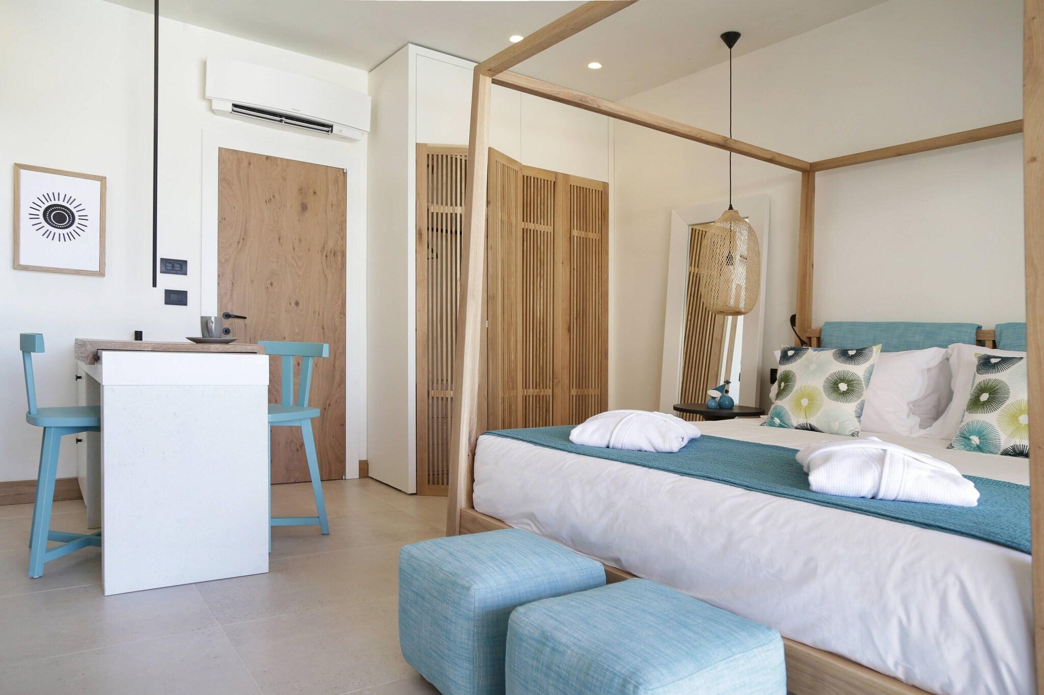 Double Sea View King Bed