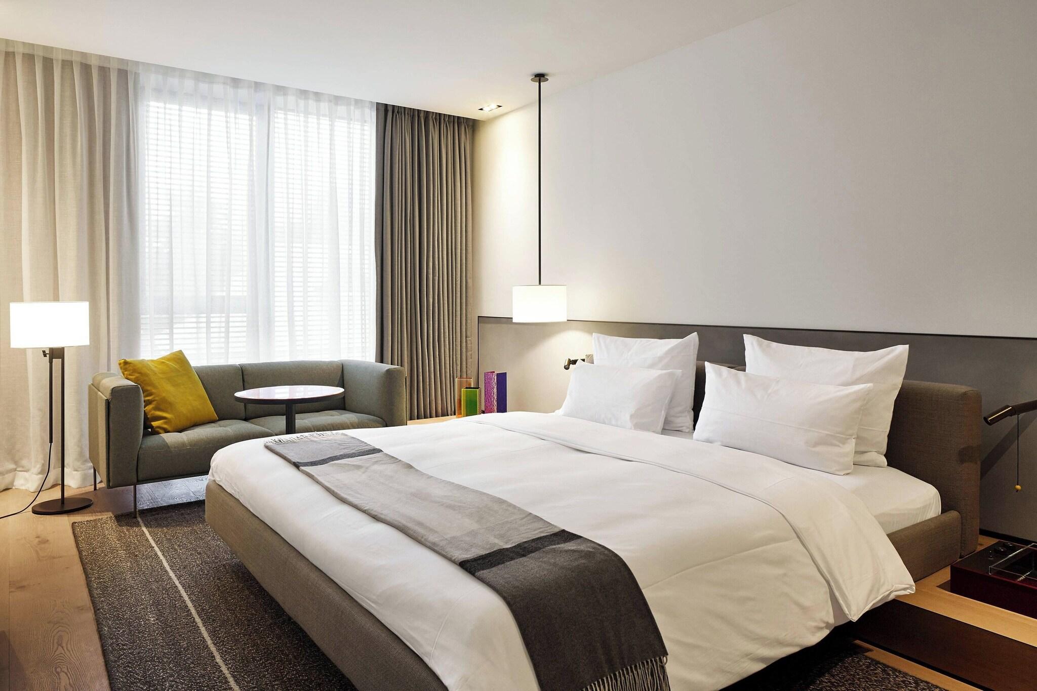 Double Superior King Bed