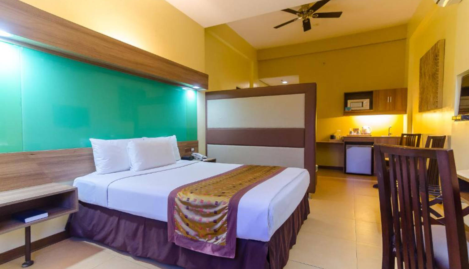 Suite Queen Size Bed