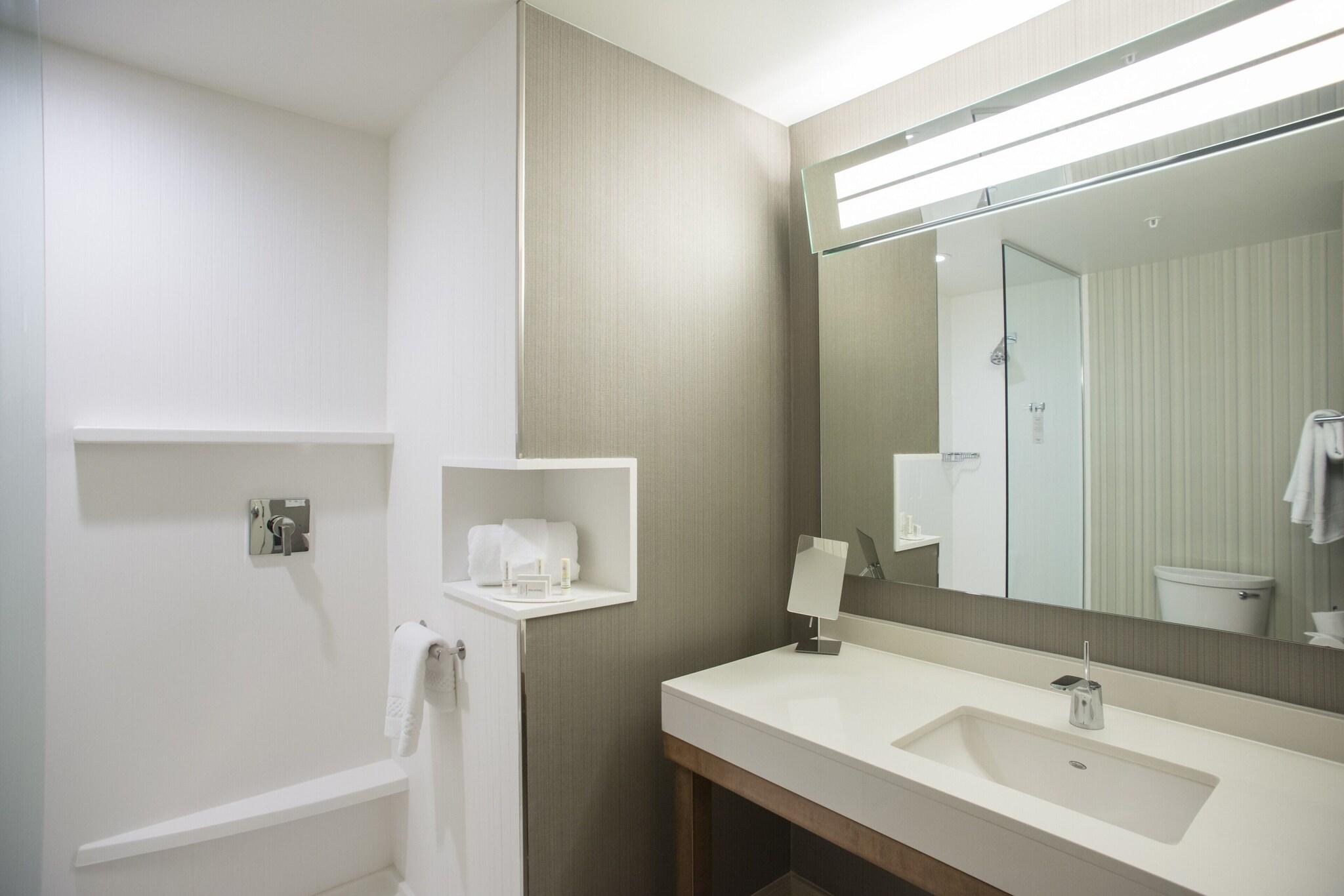 Suite Two Queen Beds