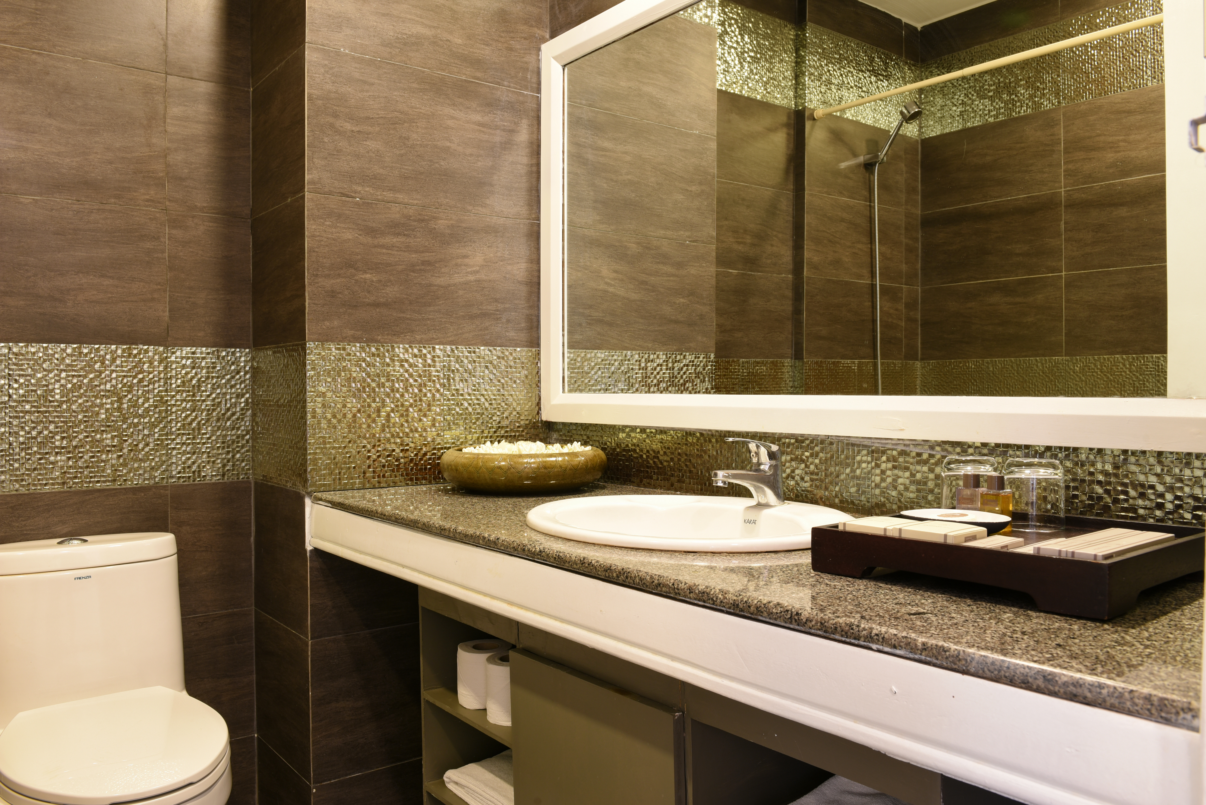 Double or Twin Deluxe