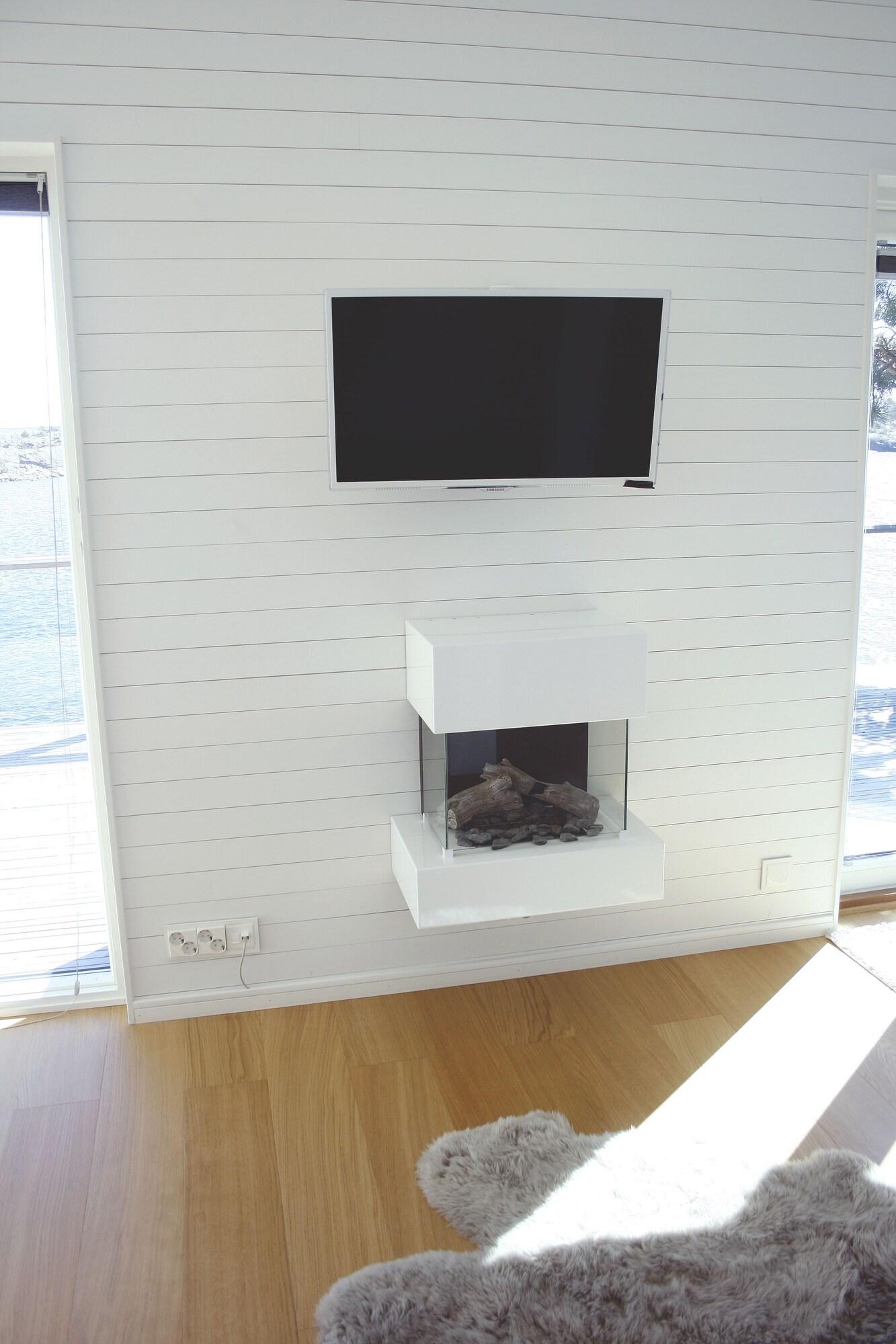 Villa Queen Size Bed