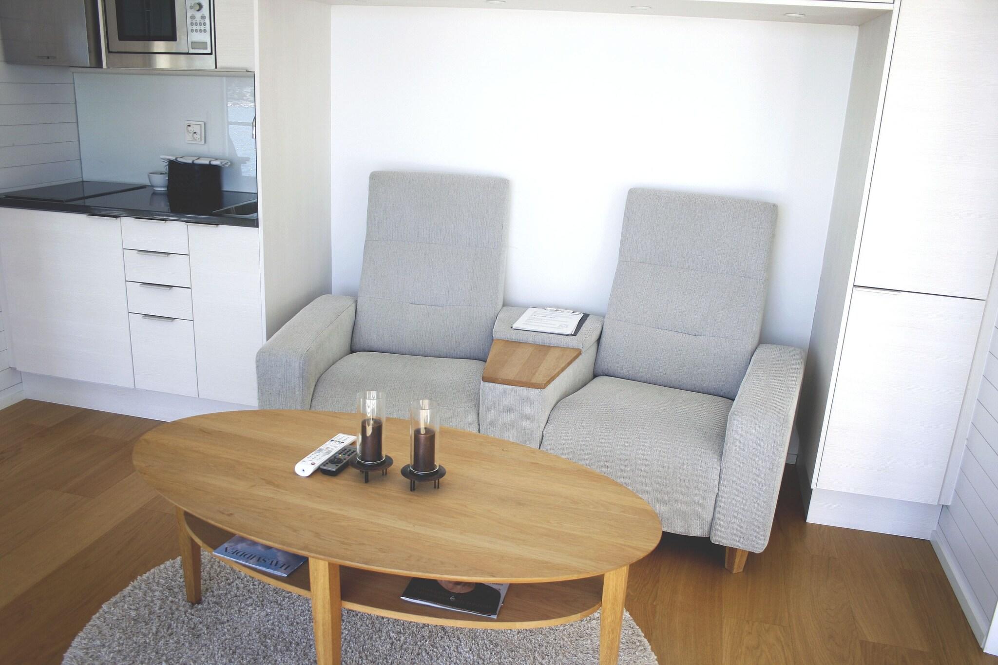 Villa Queen Size Bed