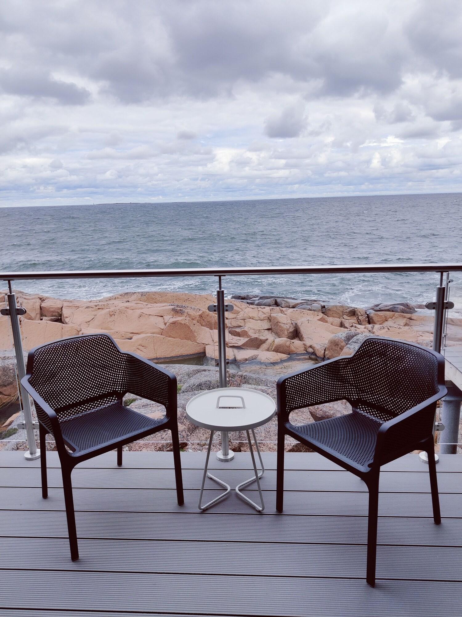 Apartment Queen Size Bed