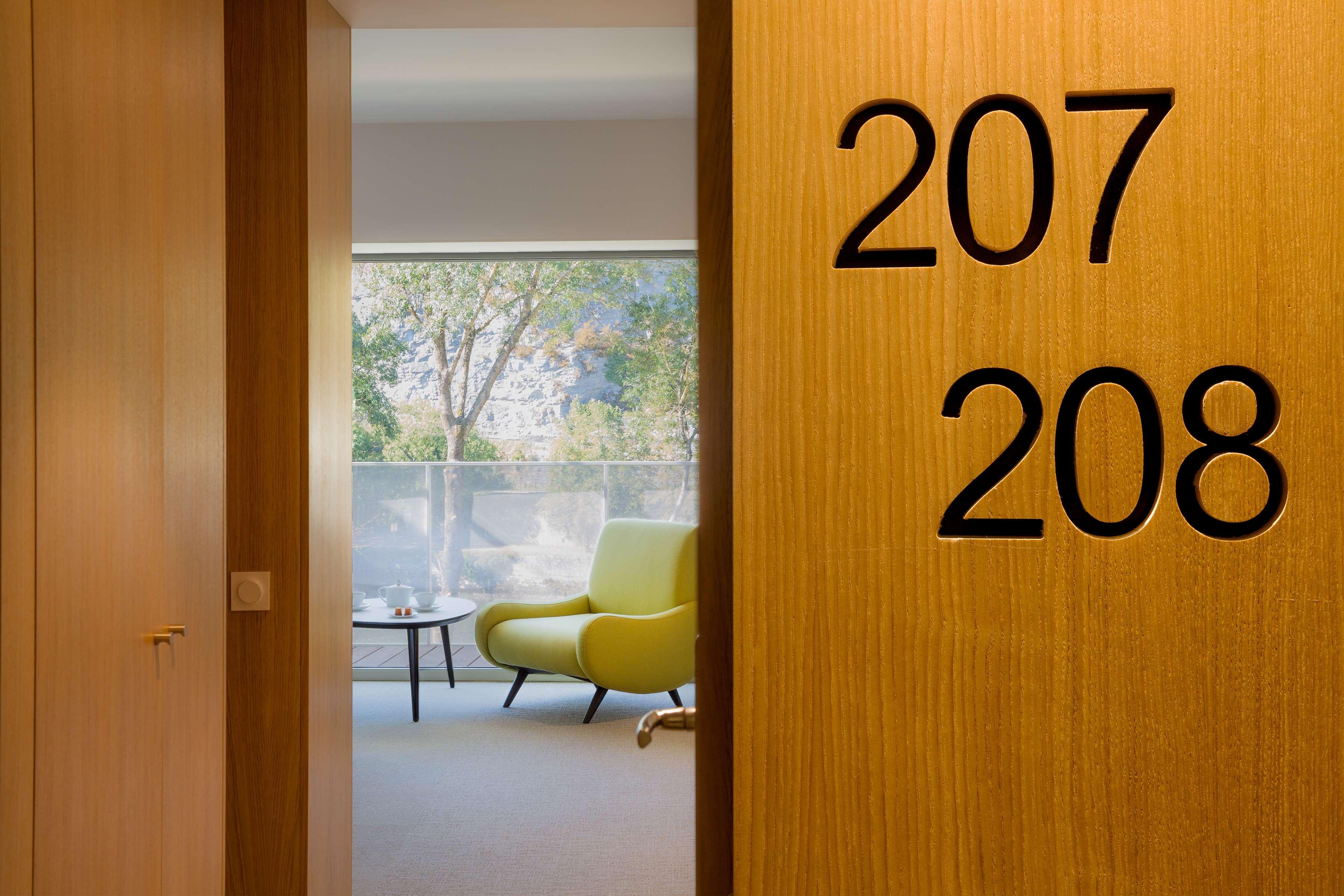 Double King Bed Non Smoking