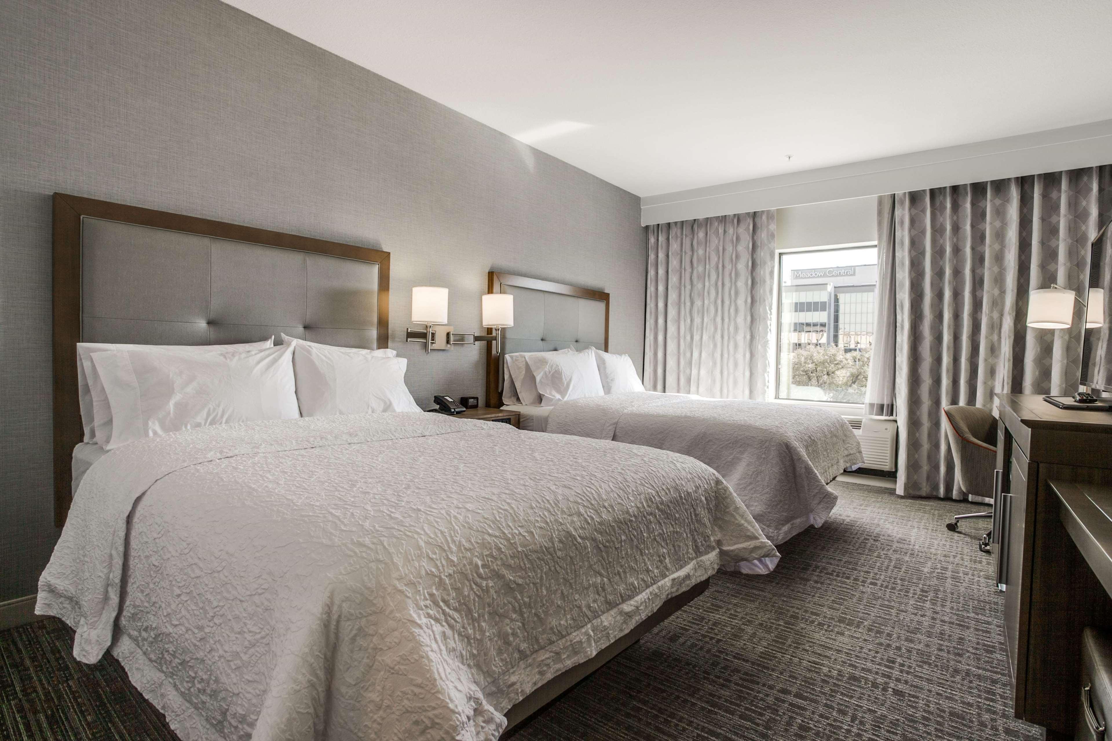 Double Two Queen Beds Non Smoking