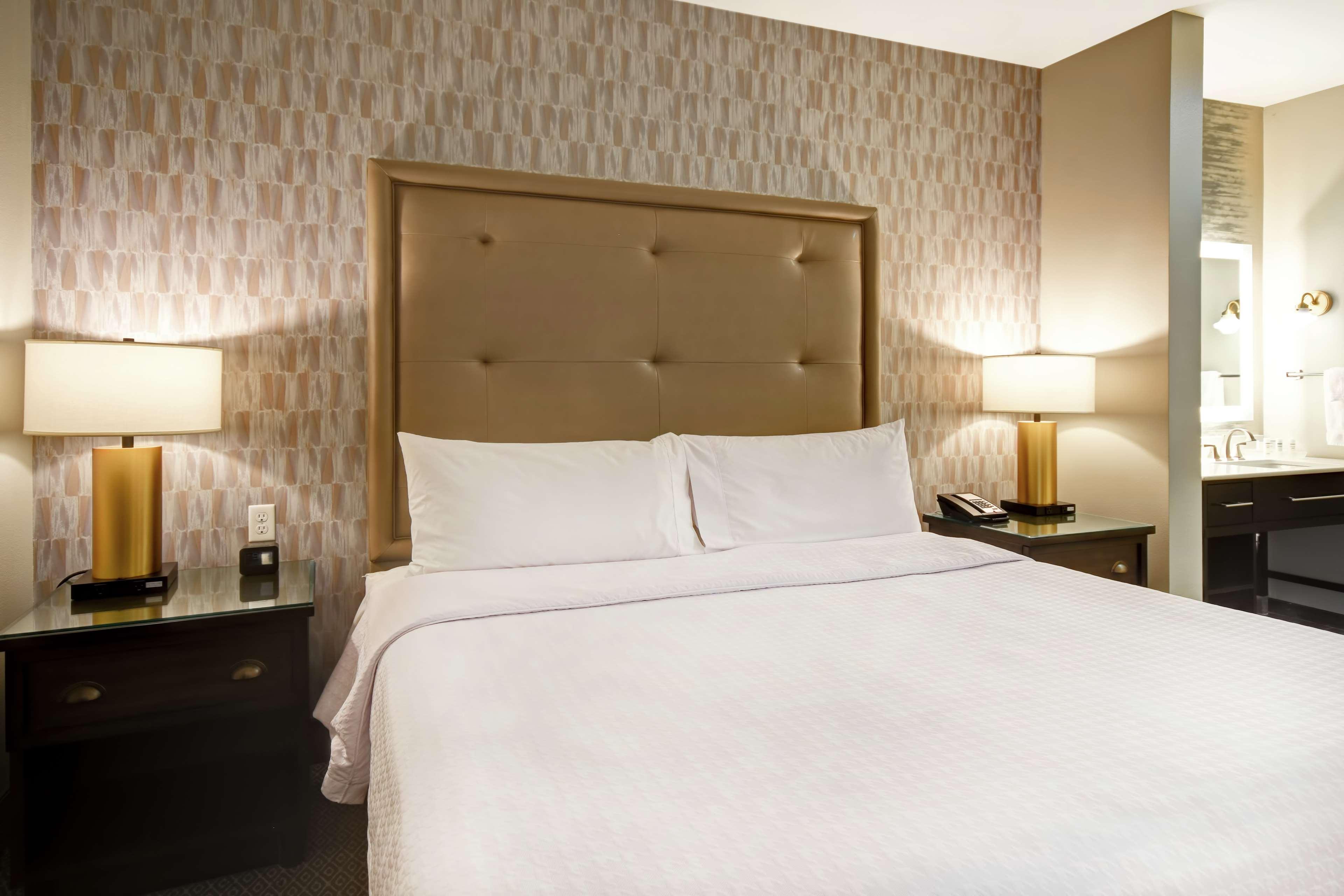 Suite Two Queen Beds