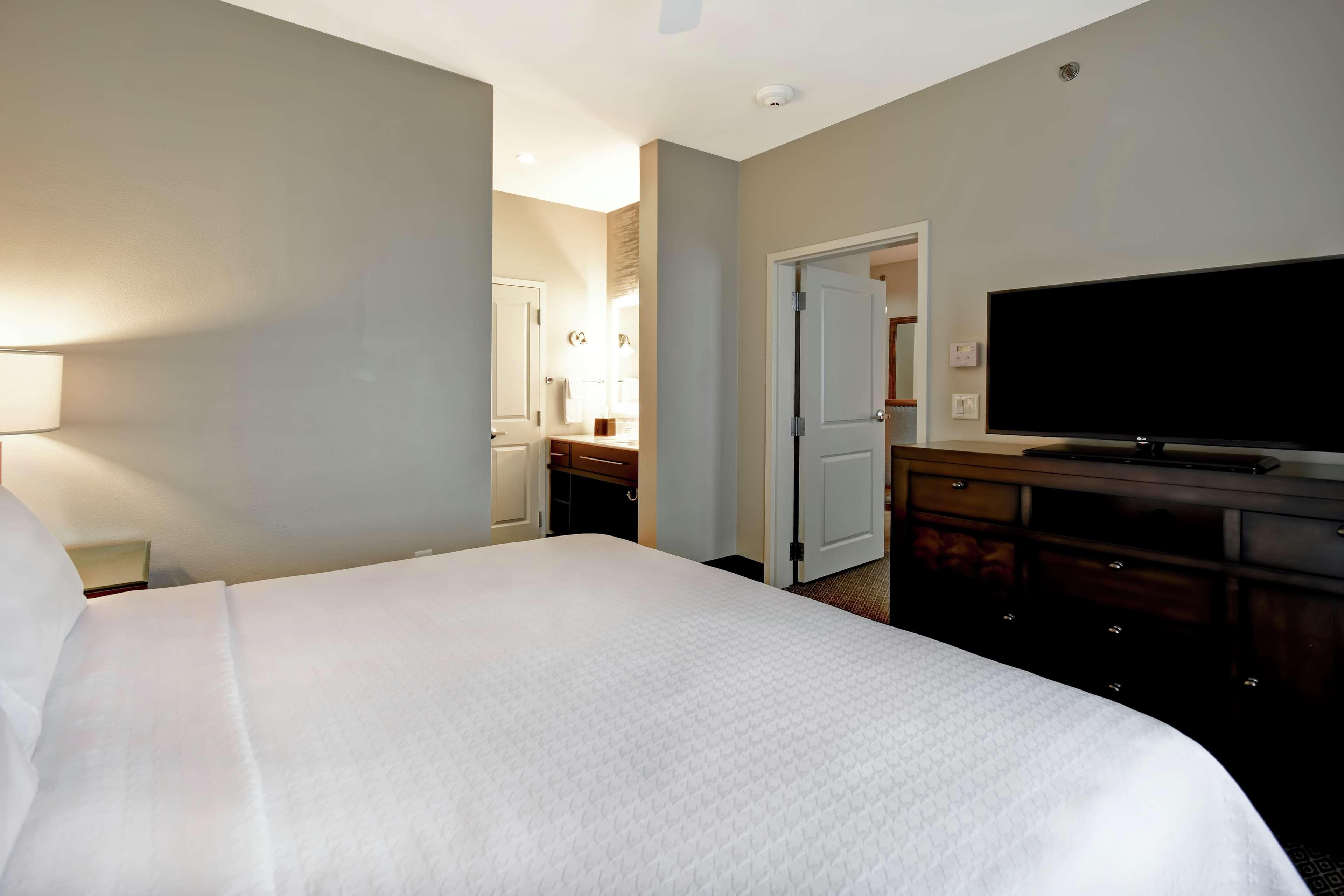 Suite Two Queen Beds