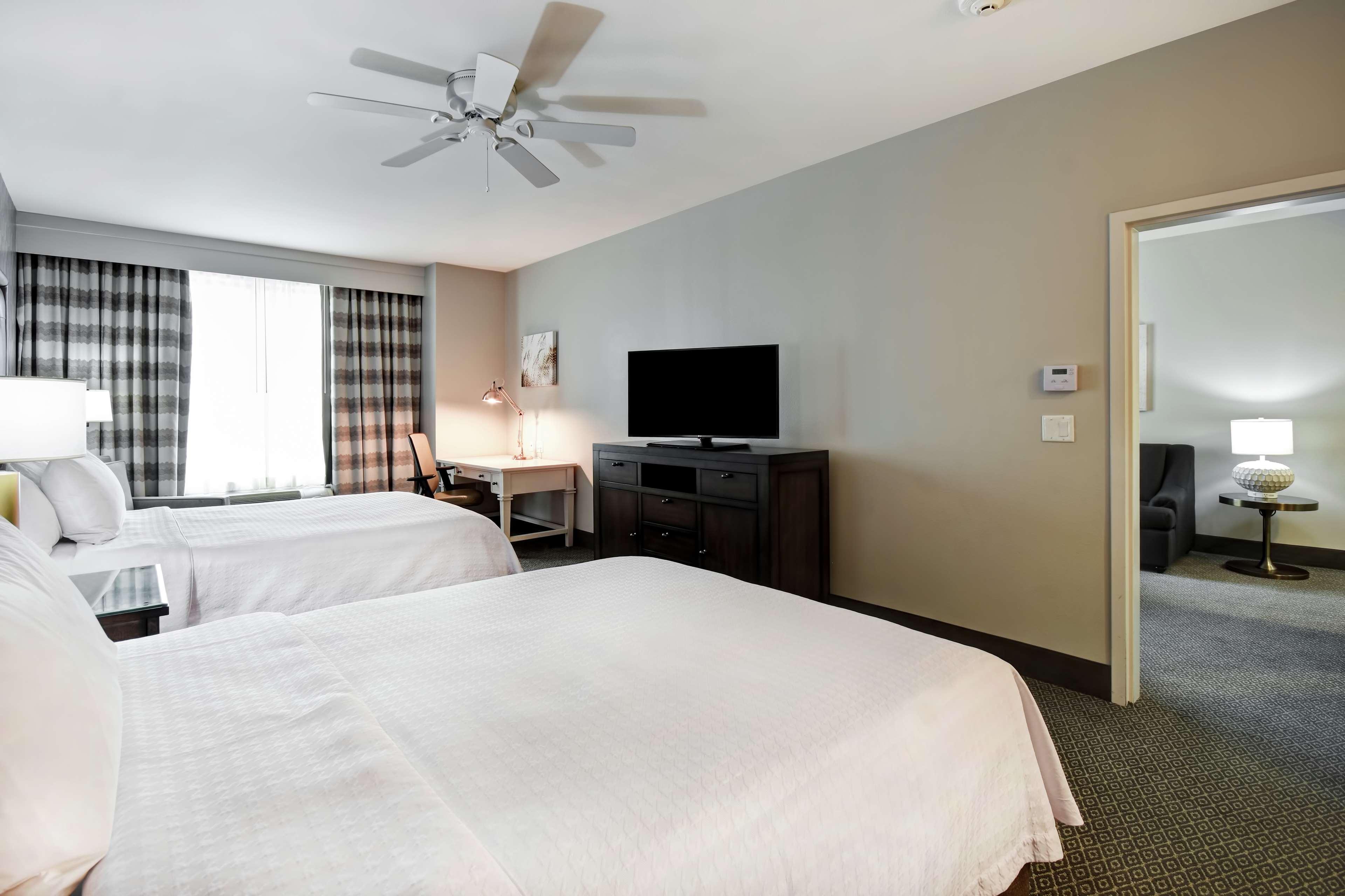 Suite Two Queen Beds