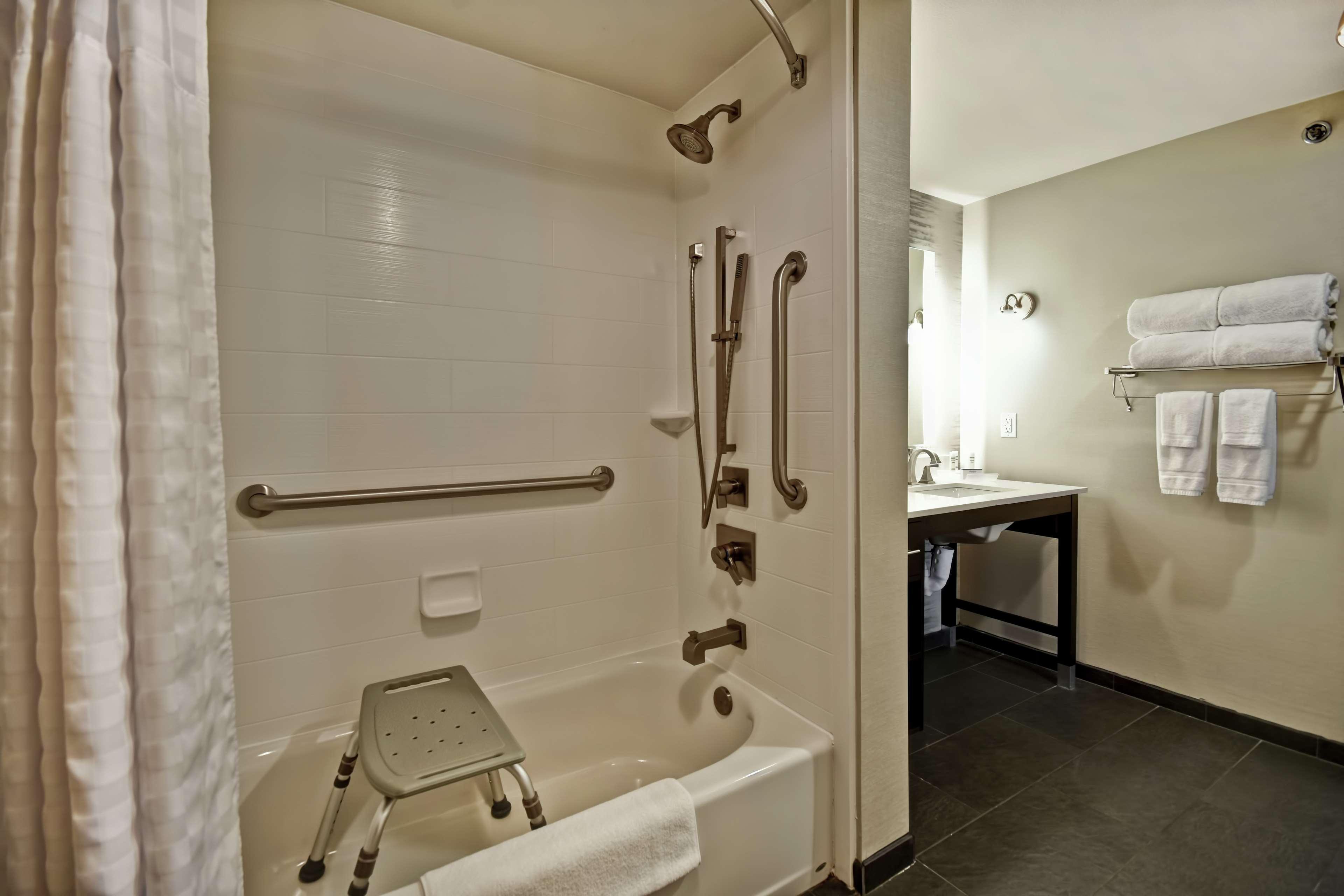 Suite Two Queen Beds