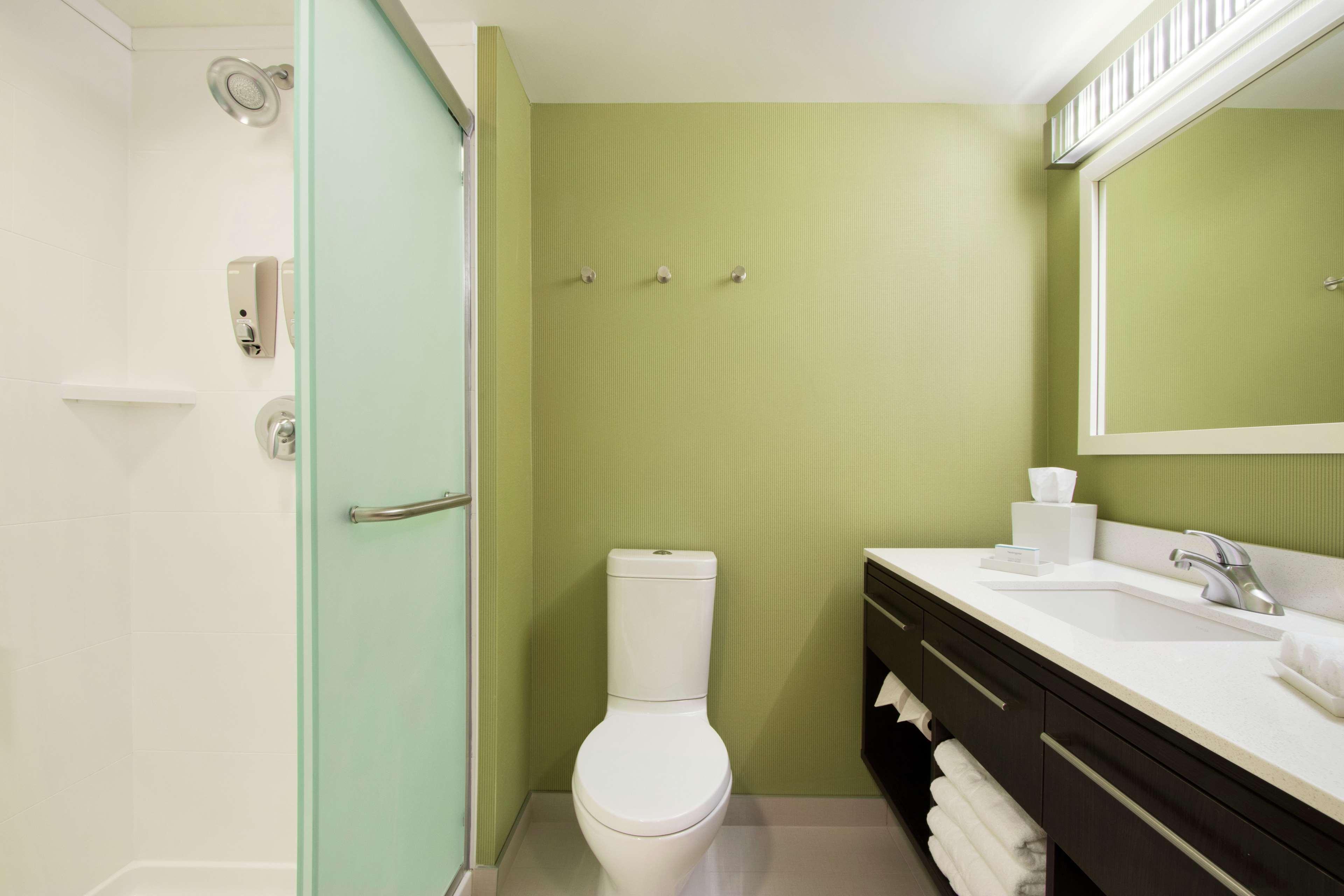 Studio Queen Bed Non Smoking