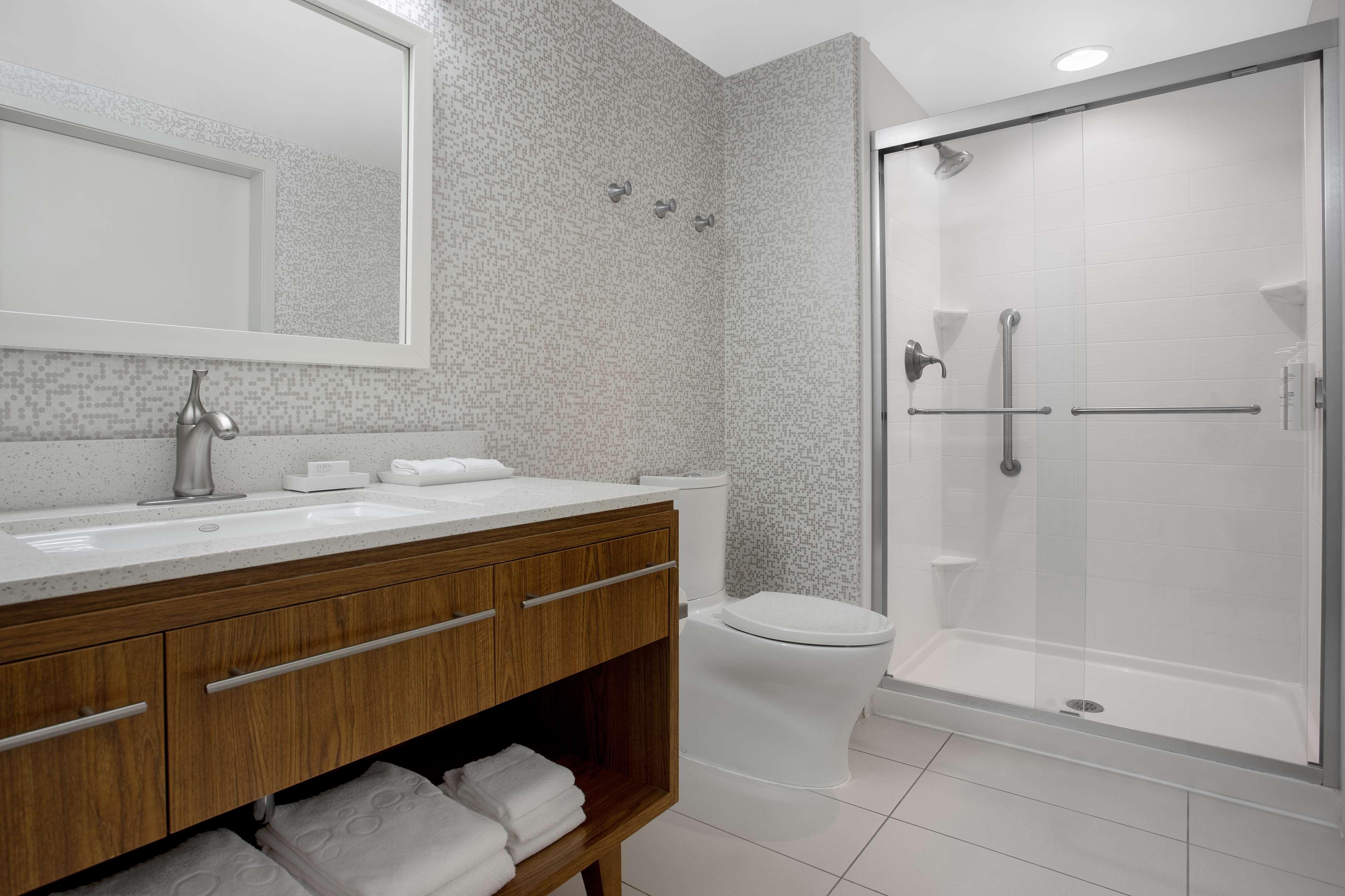 Suite Accessible with Views