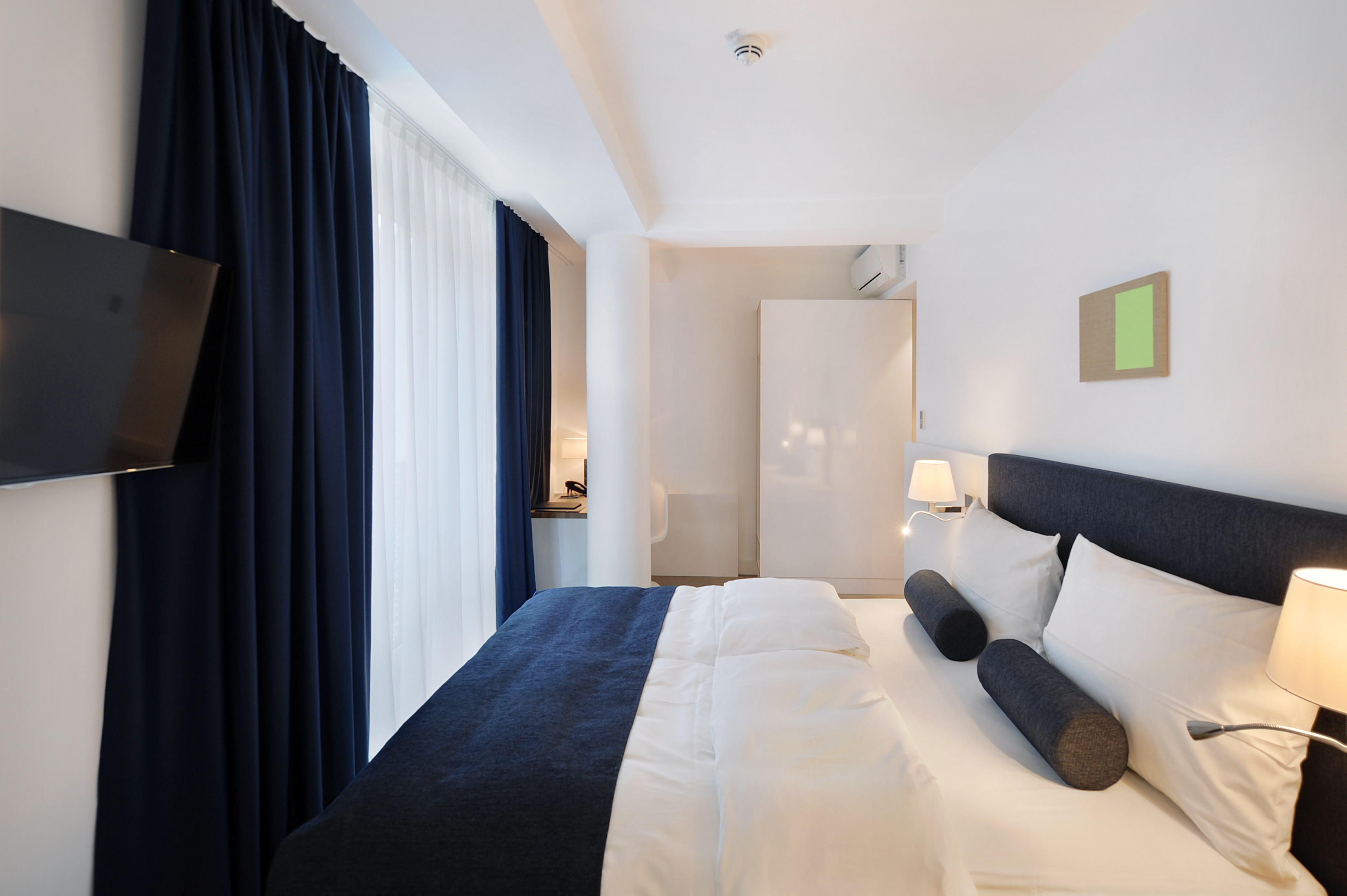 Family Room Capacity 4