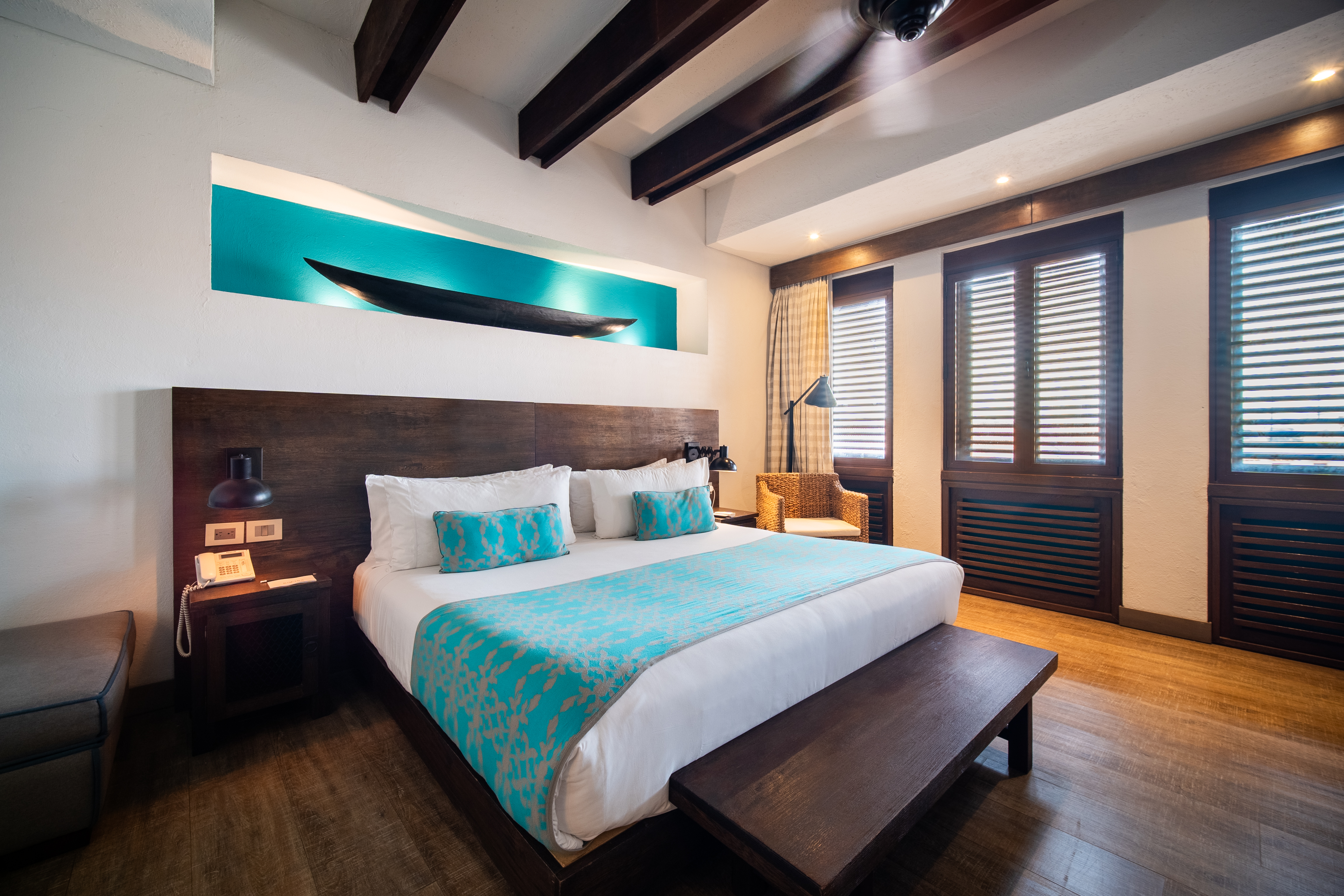 Double Deluxe King Bed