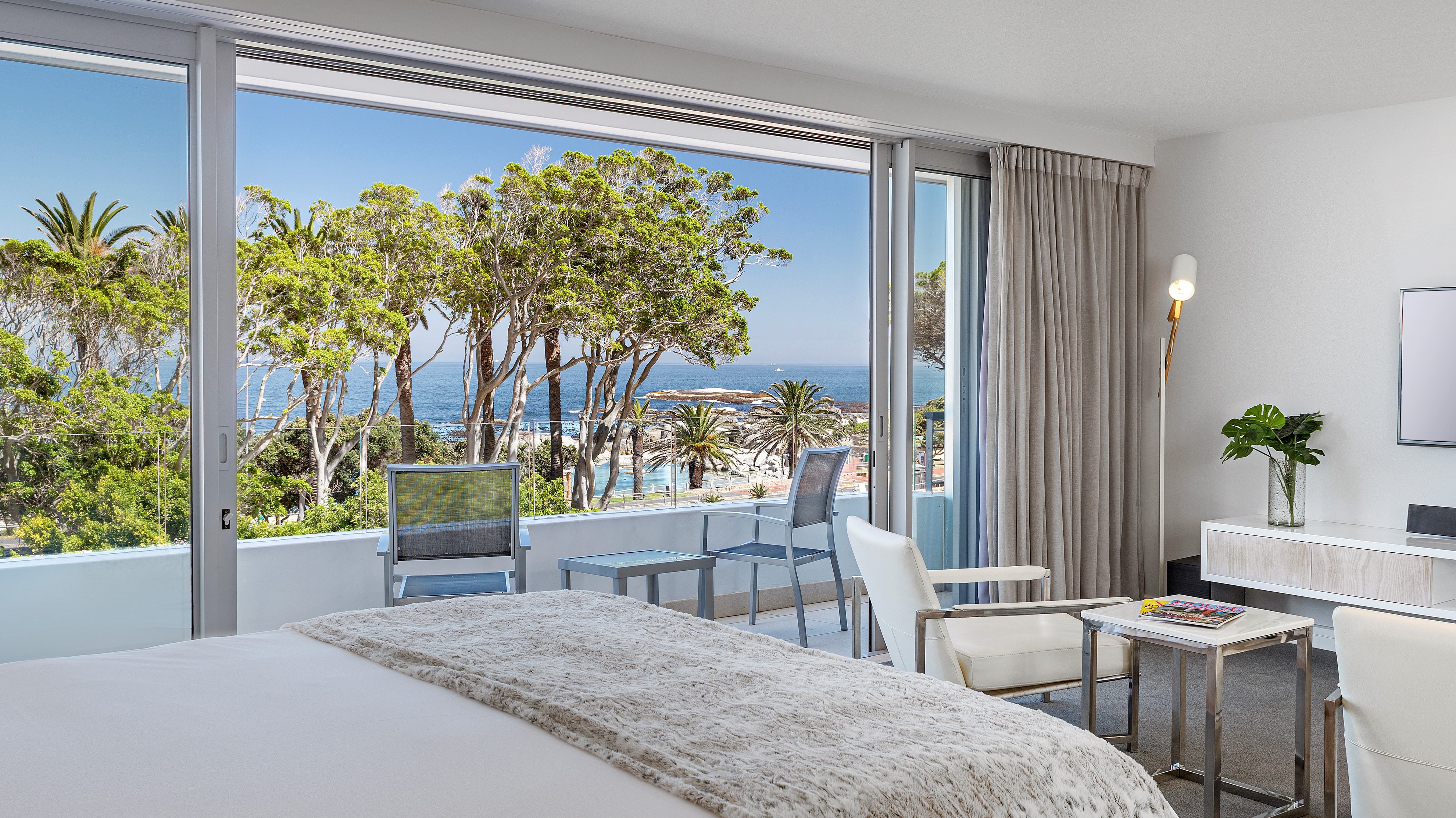 Suite Deluxe Two Beds