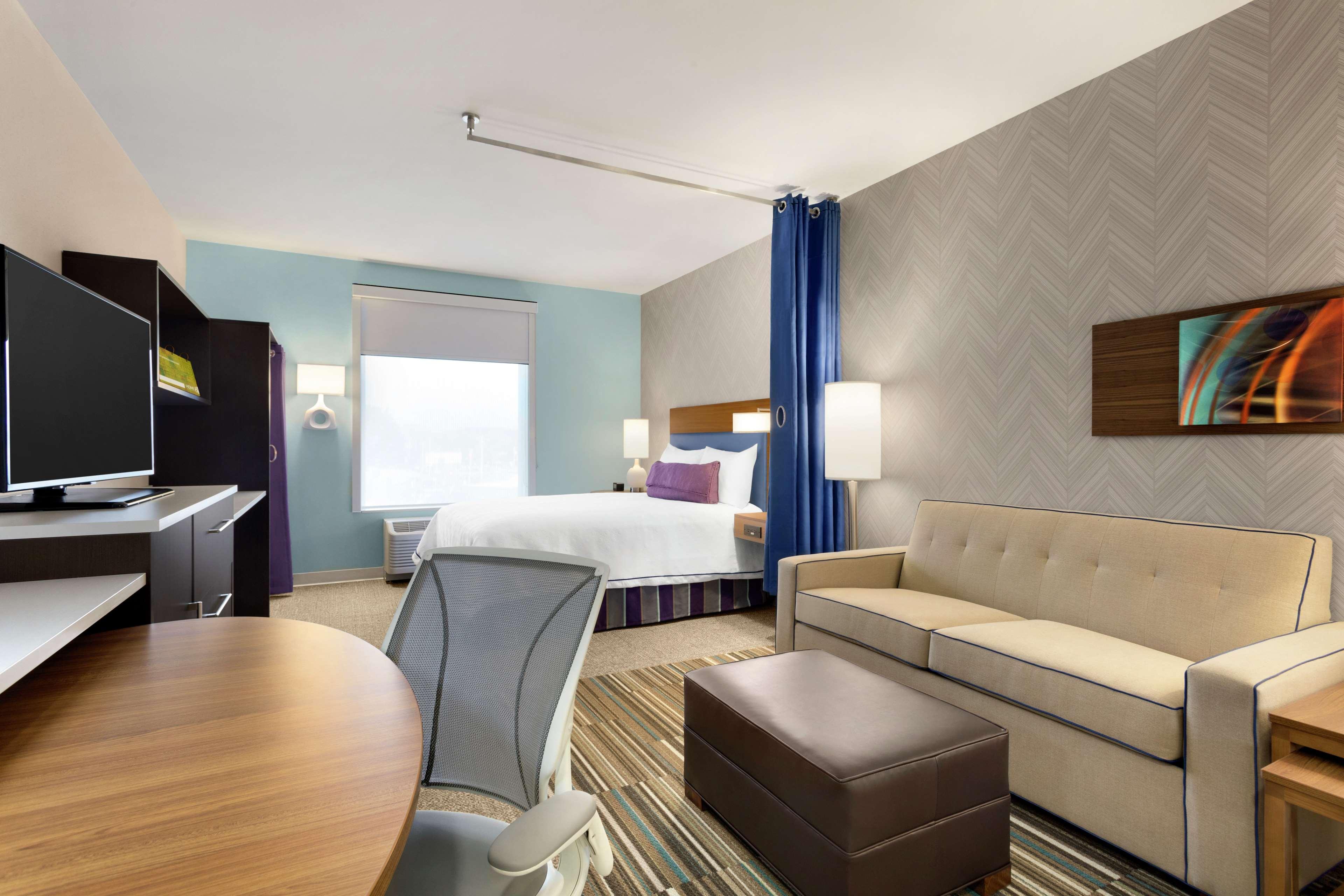 Suite Queen Bed Non Smoking