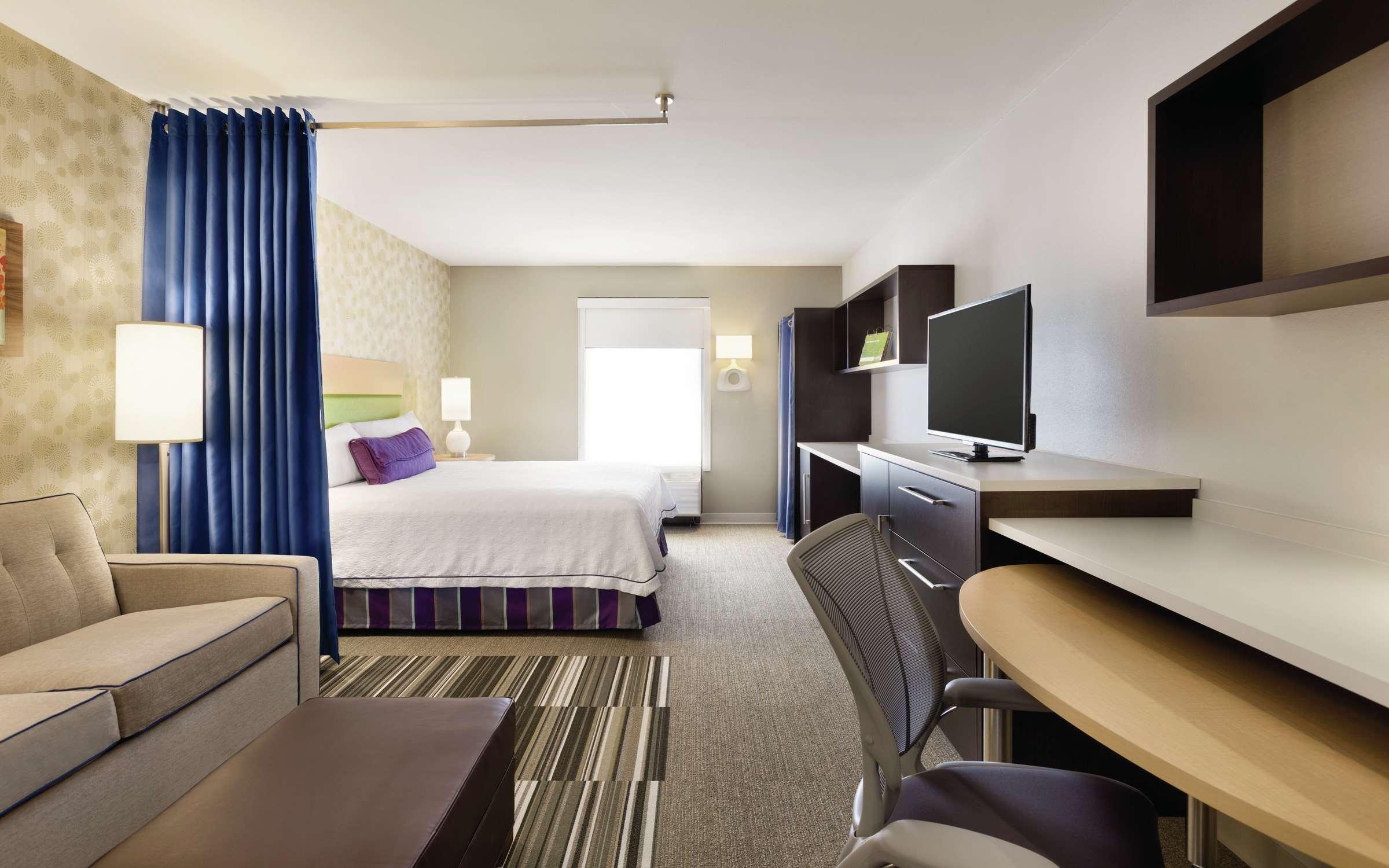 Studio King Bed Non Smoking