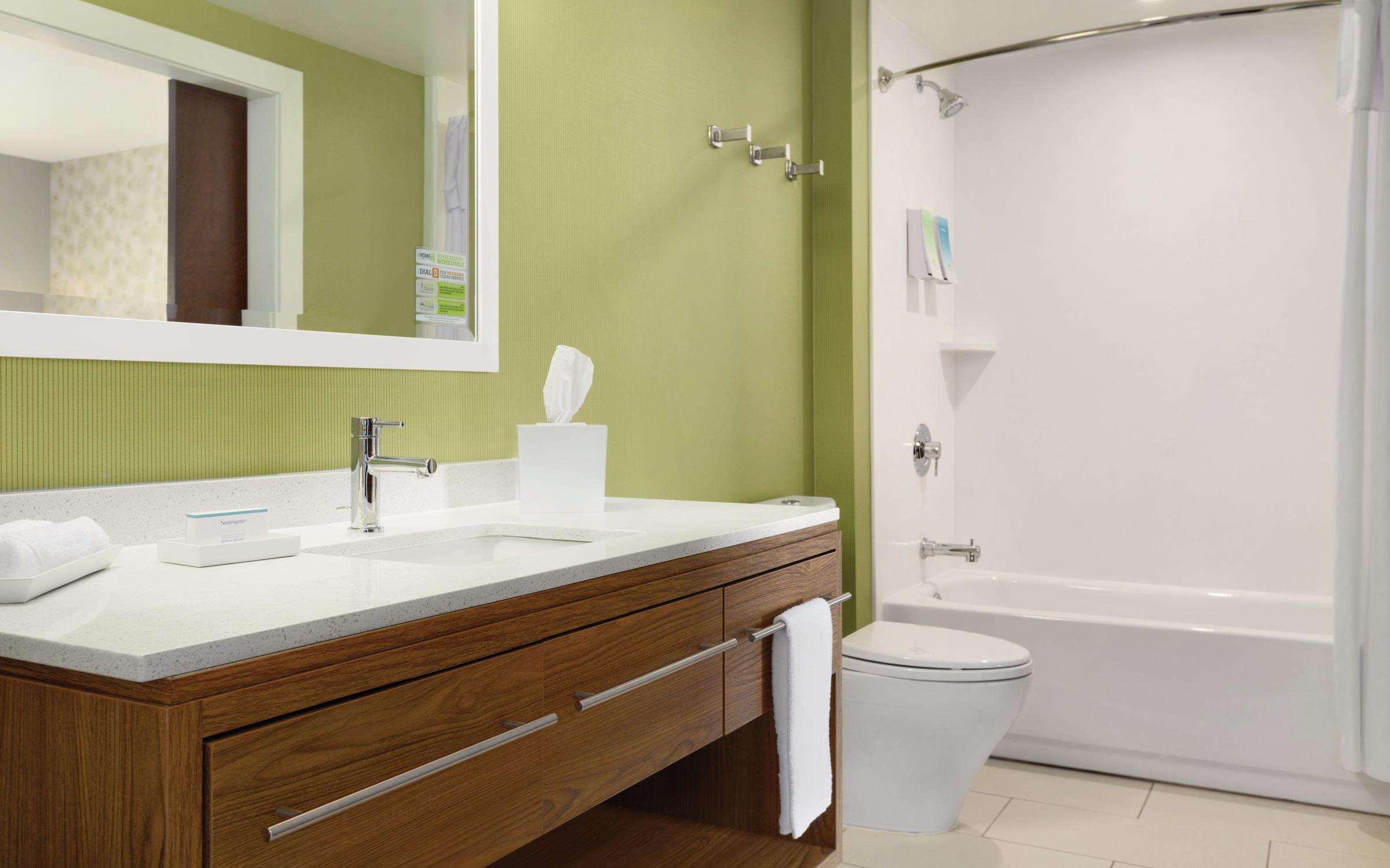 Studio King Bed Non Smoking