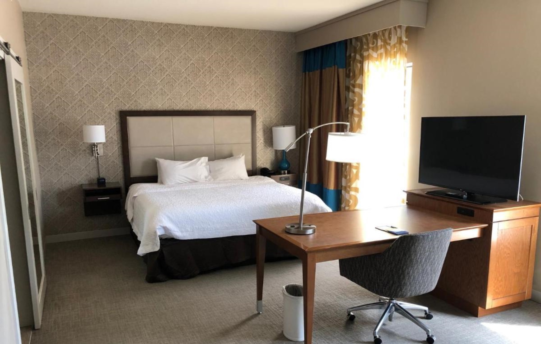 Double King Bed Non Smoking