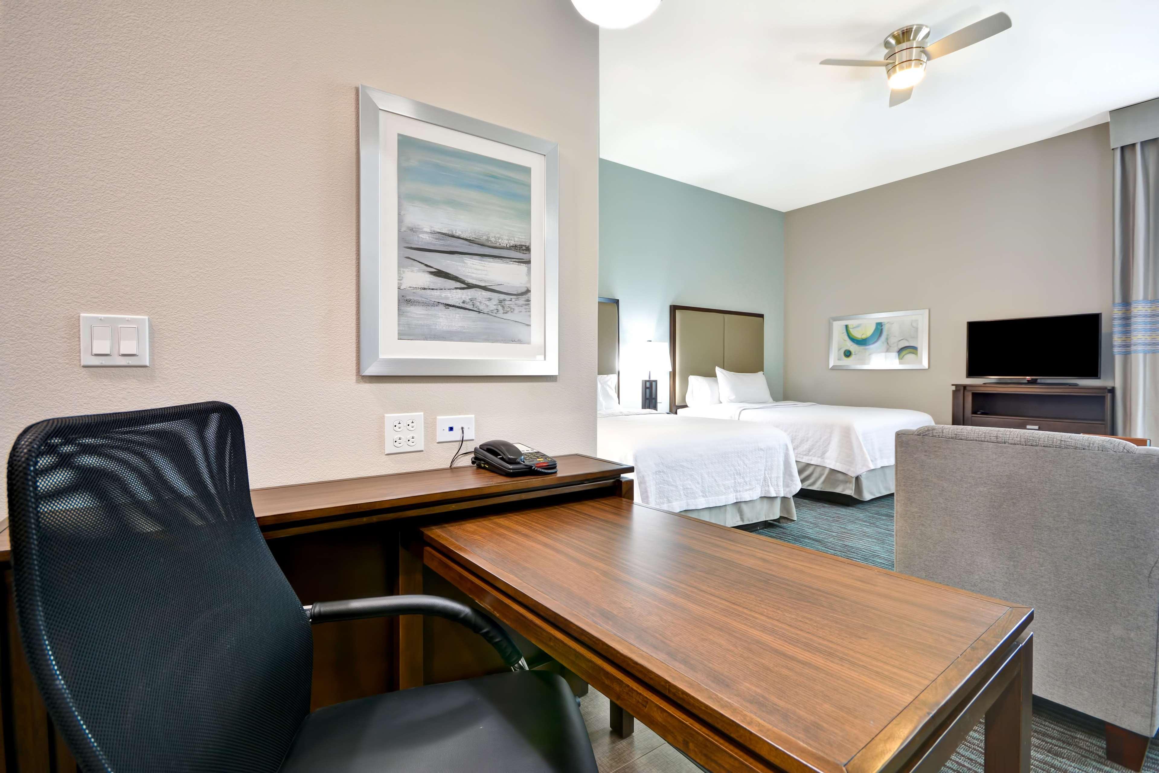 Studio Ocean View Two Queen Beds