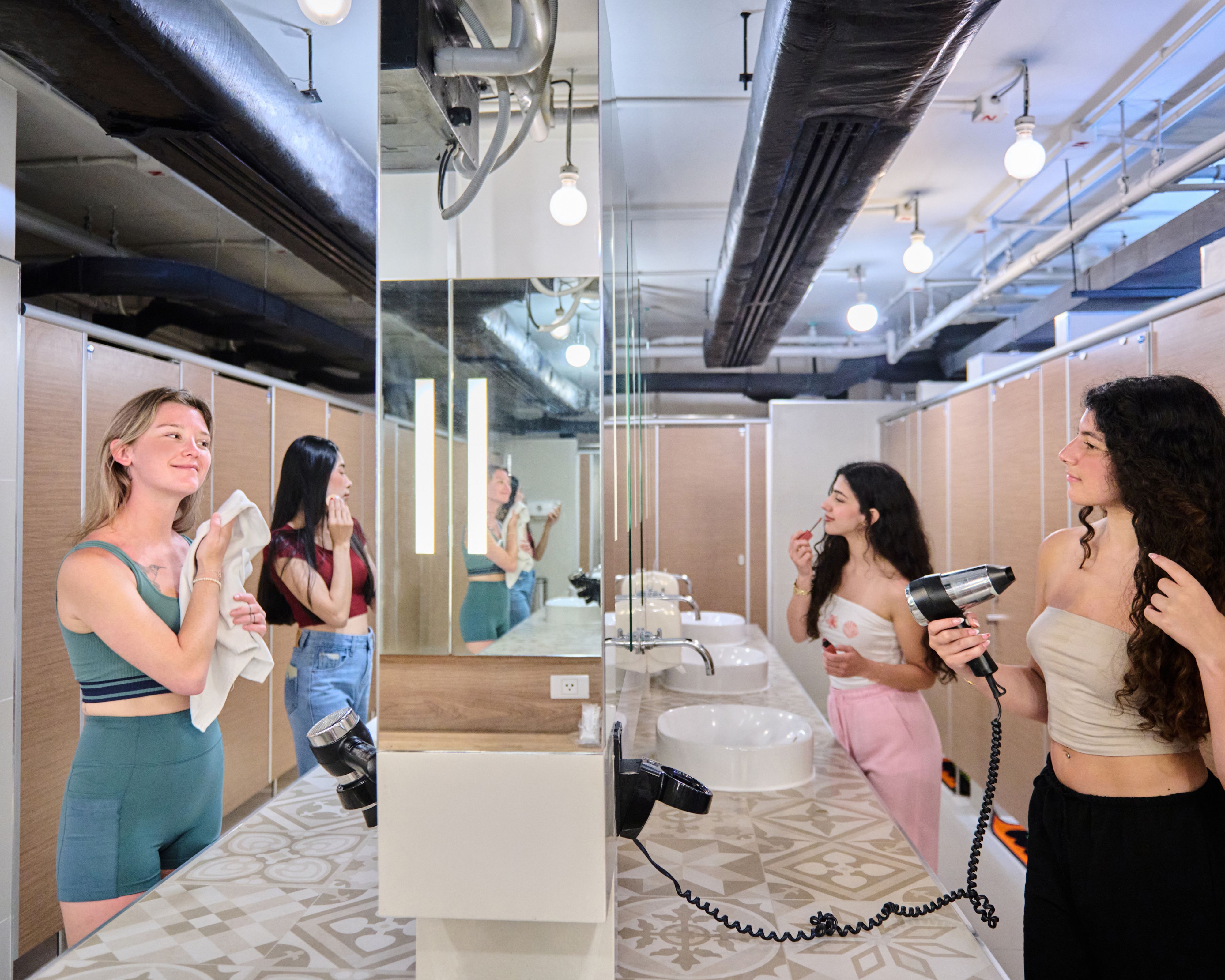 Bed in Dormitory Bunk Bed