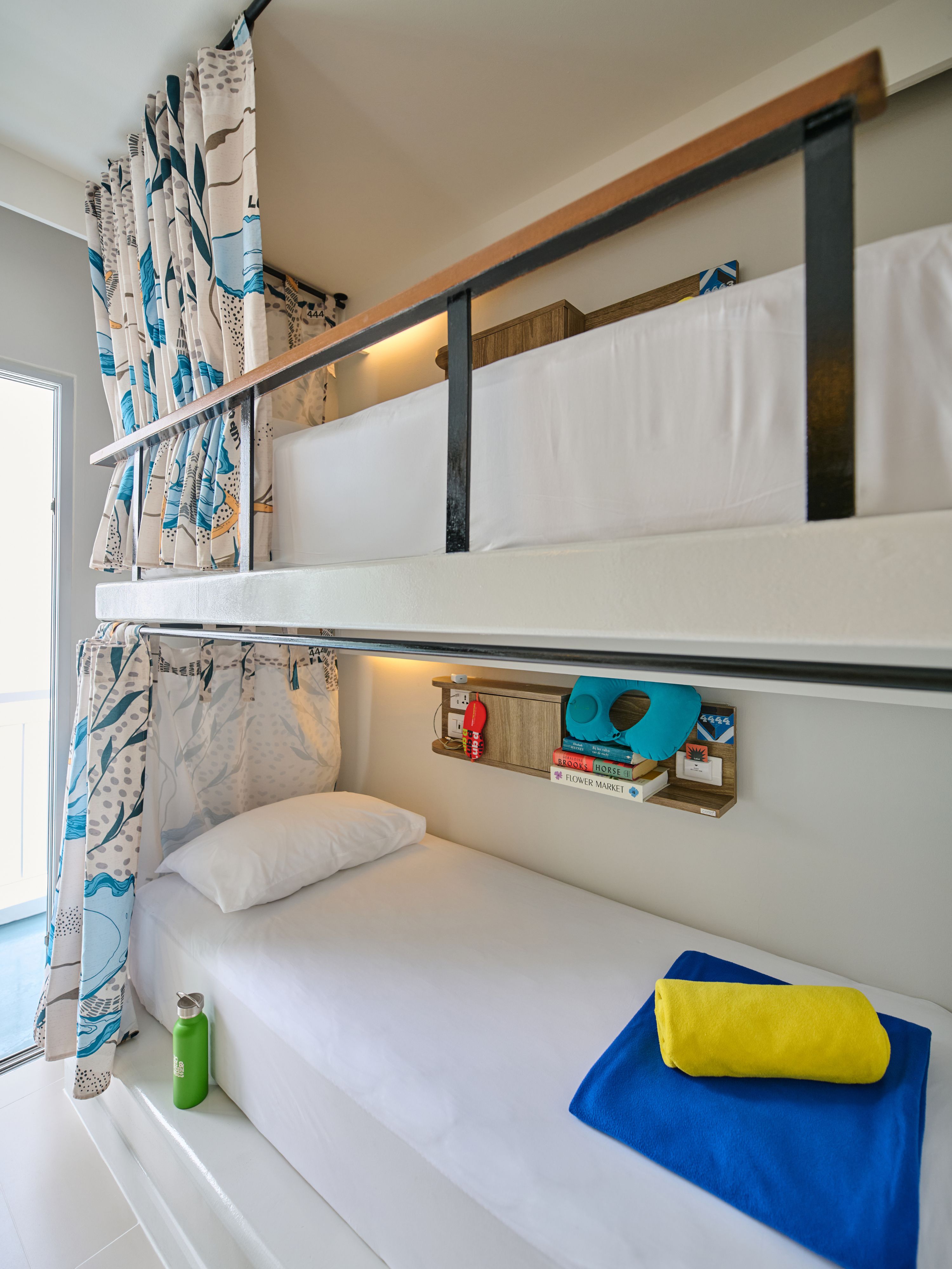 Bed in Dormitory Bunk Bed