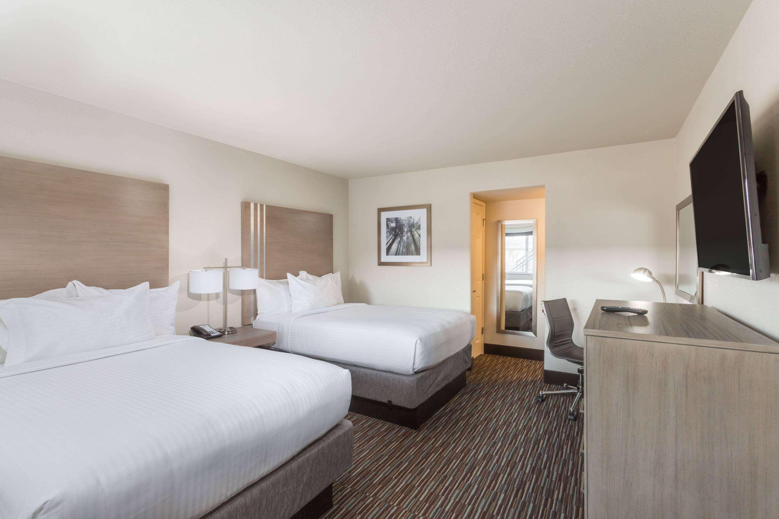 Quadruple Two Double Beds