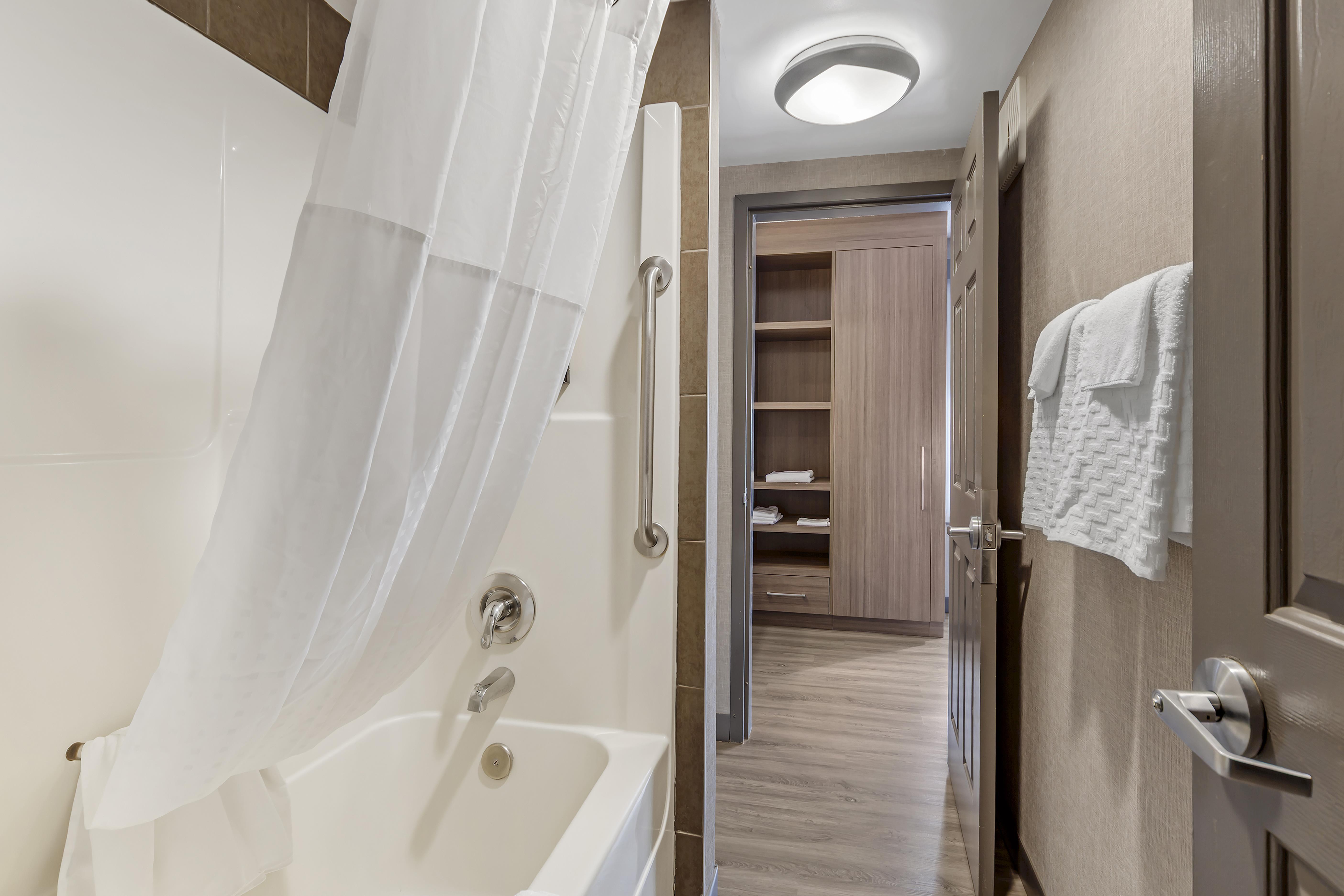 Suite Two Queen Beds