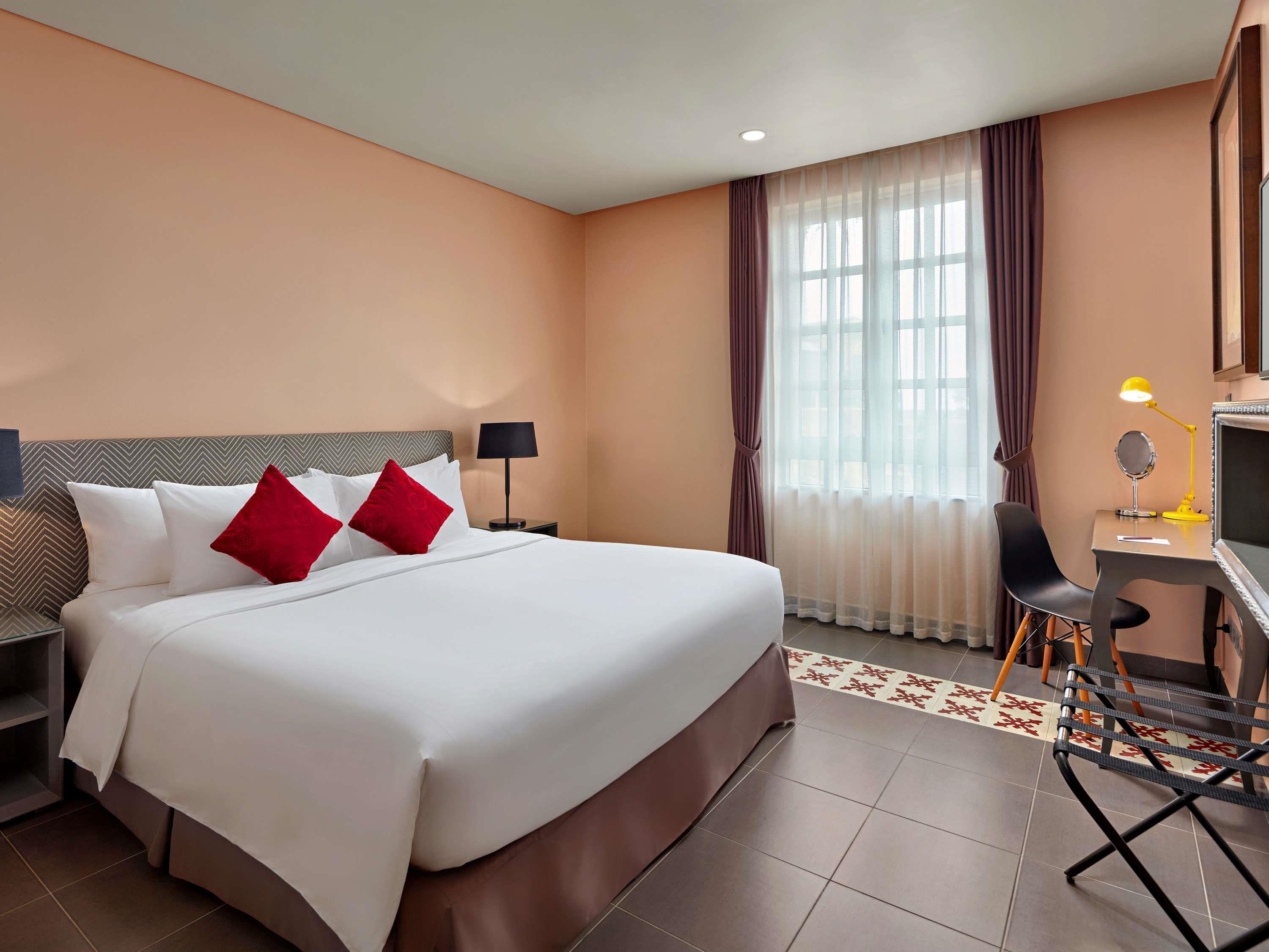Double King Size Bed