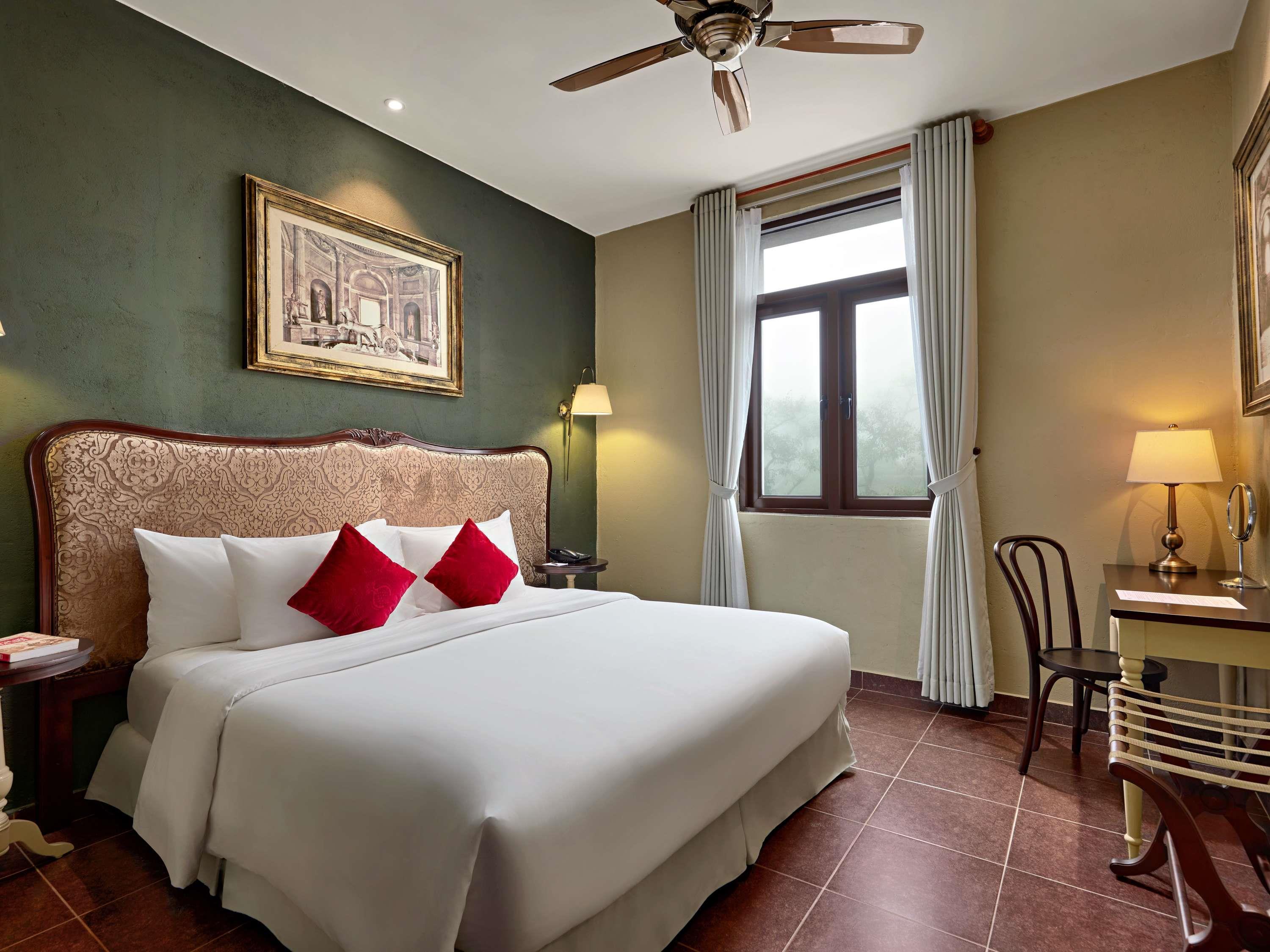 Double Superior King Bed