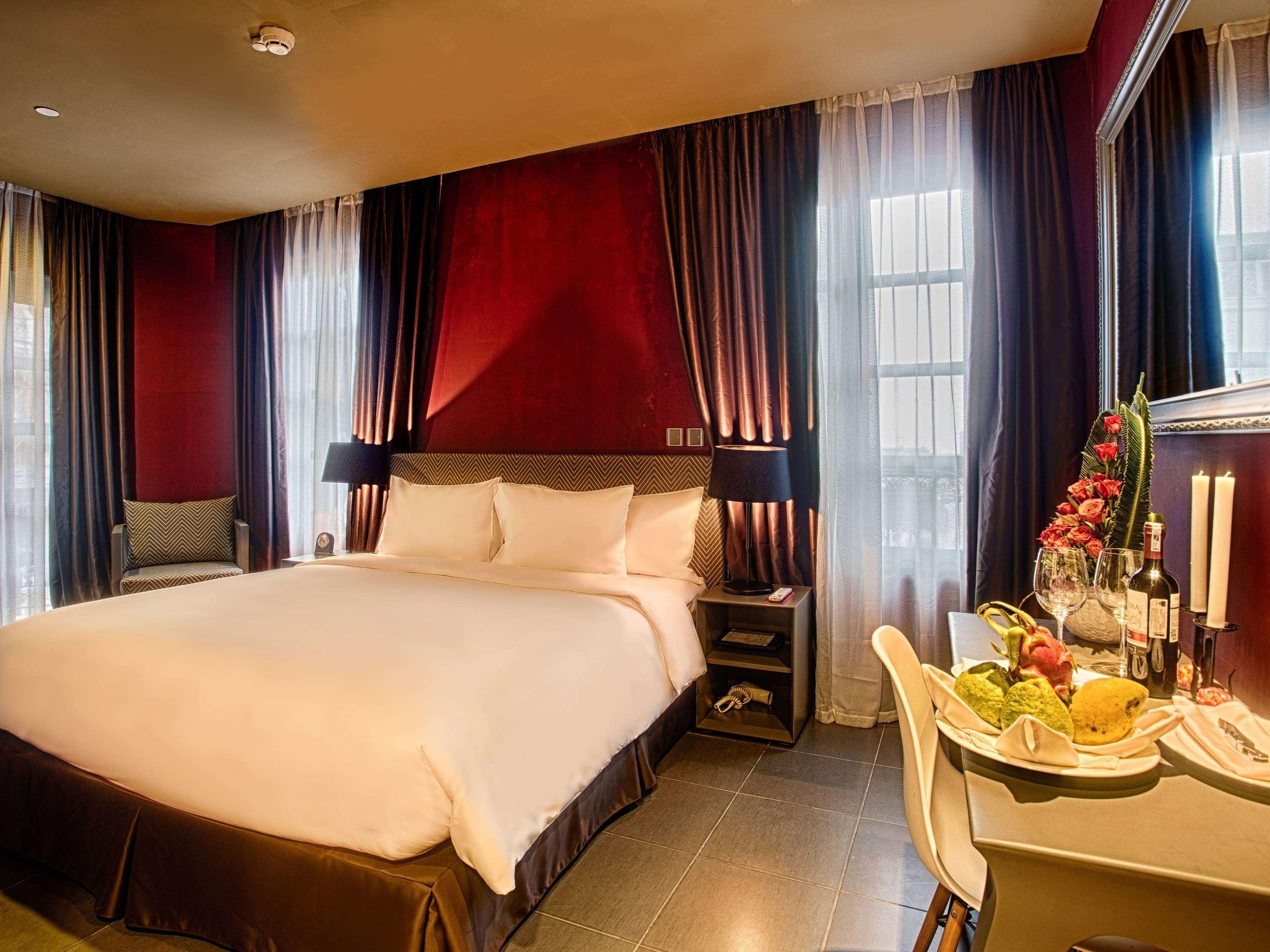 Double Superior King Bed