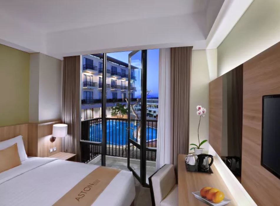 Double or Twin Superior Pool View