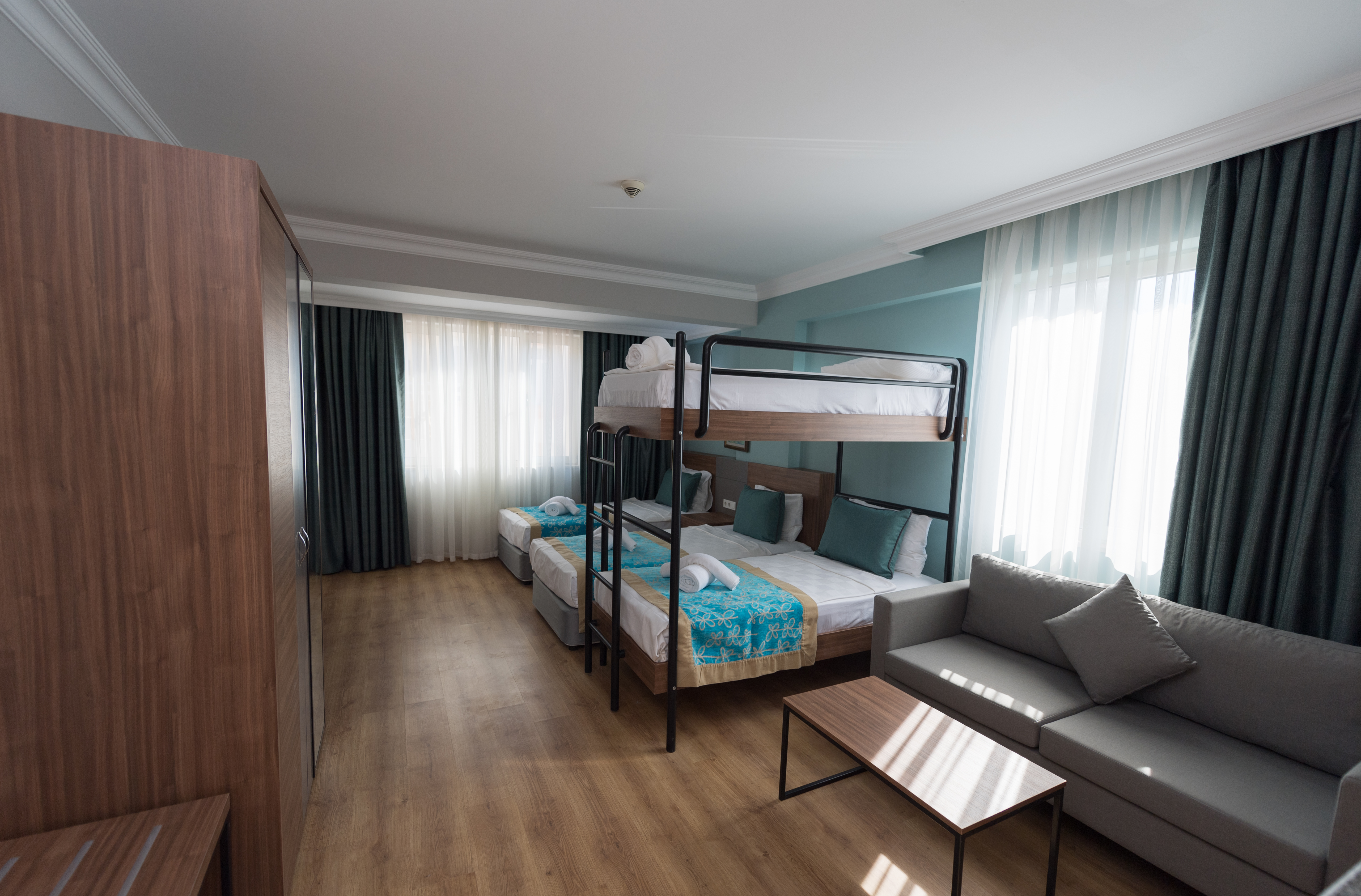 Family Room Superior