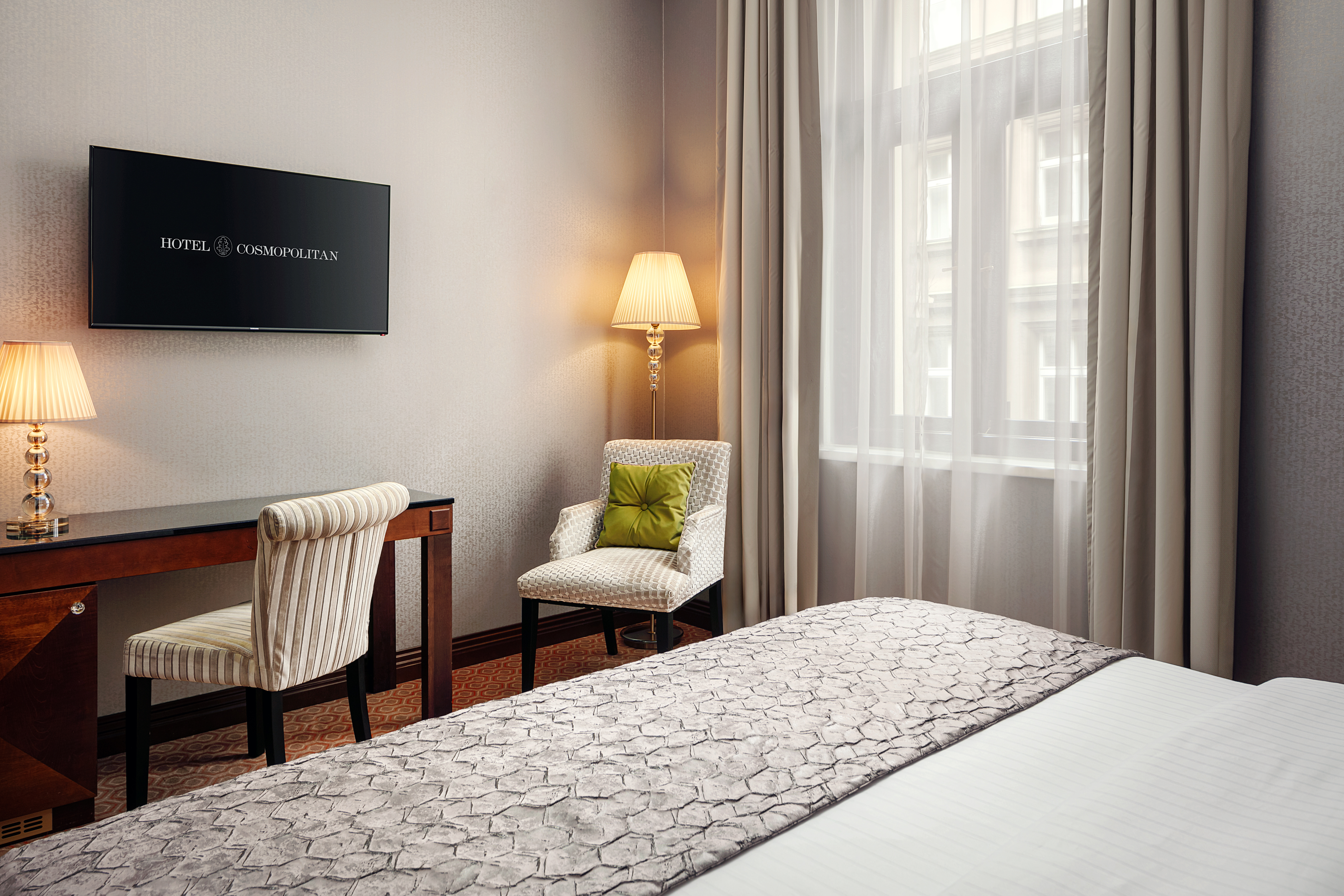 Double or Twin Deluxe