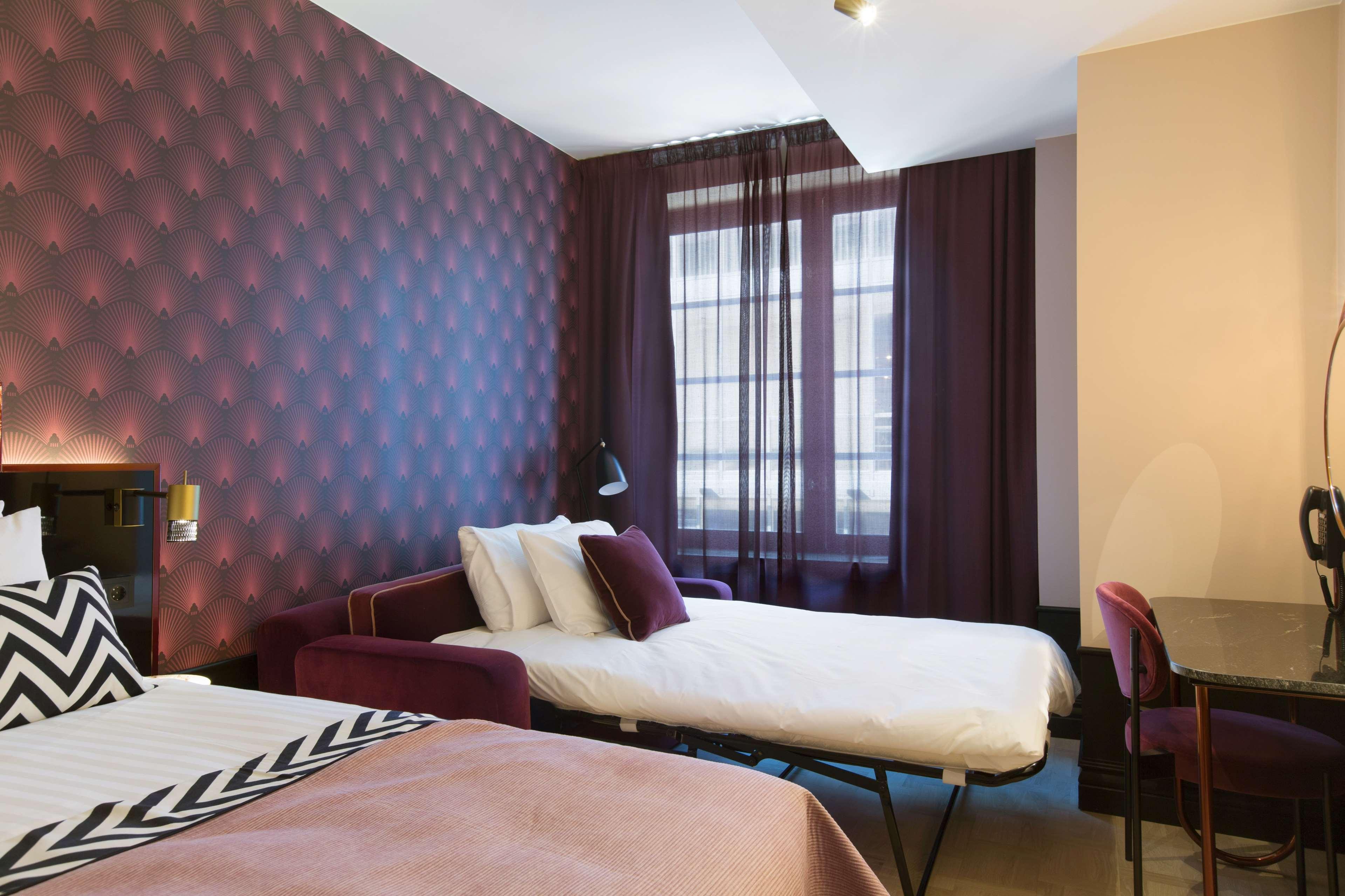 Double Single Deluxe