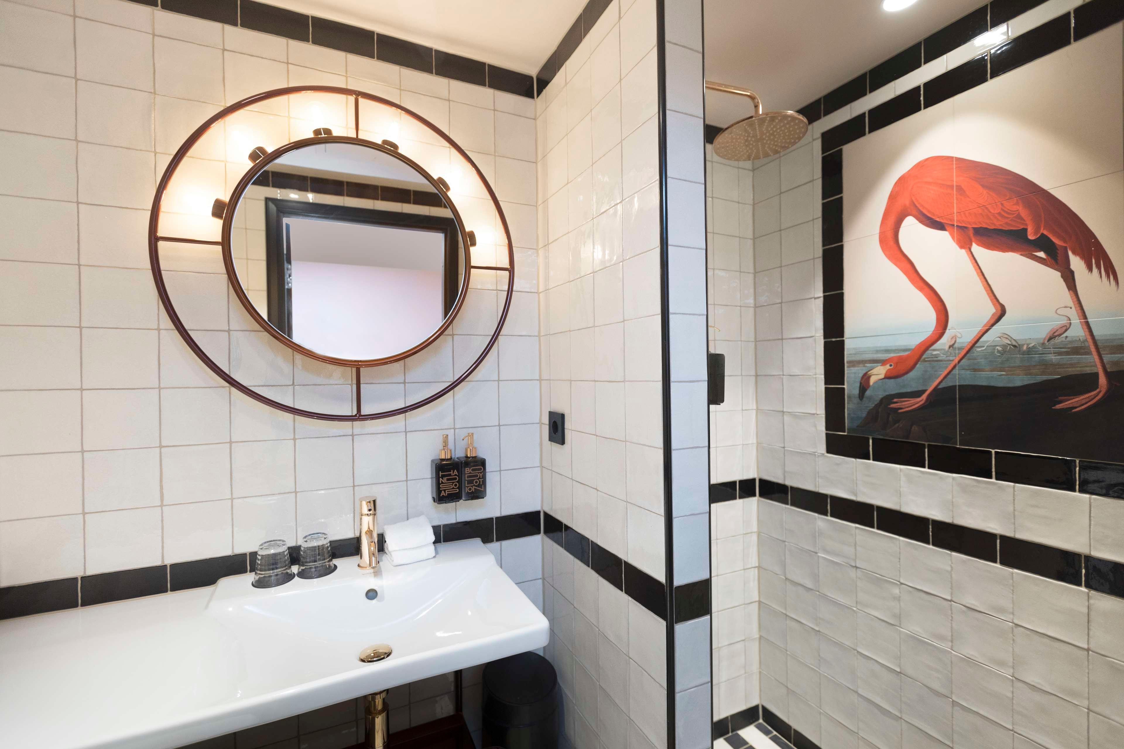 Double Queen Size Bed