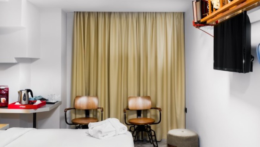 Double or Twin Standard