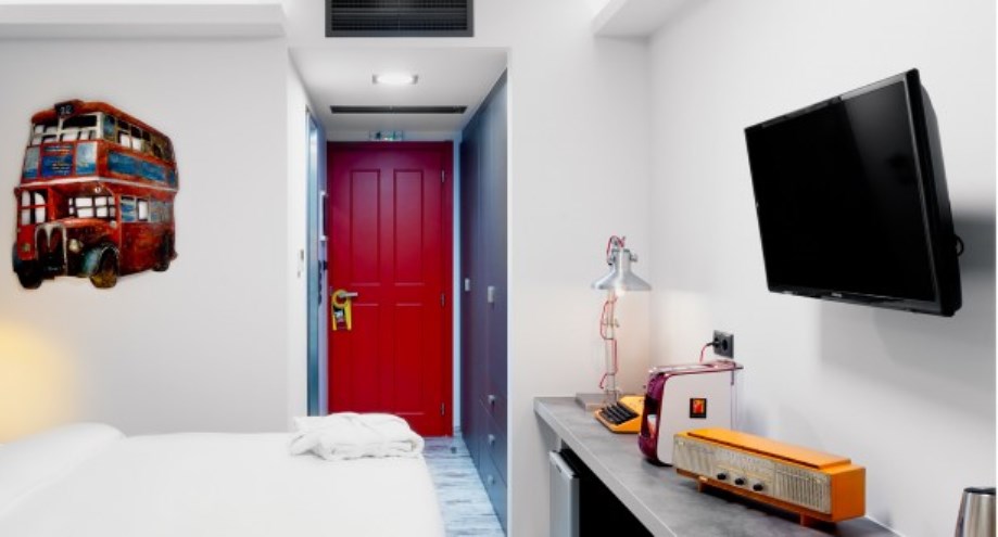 Double or Twin Standard