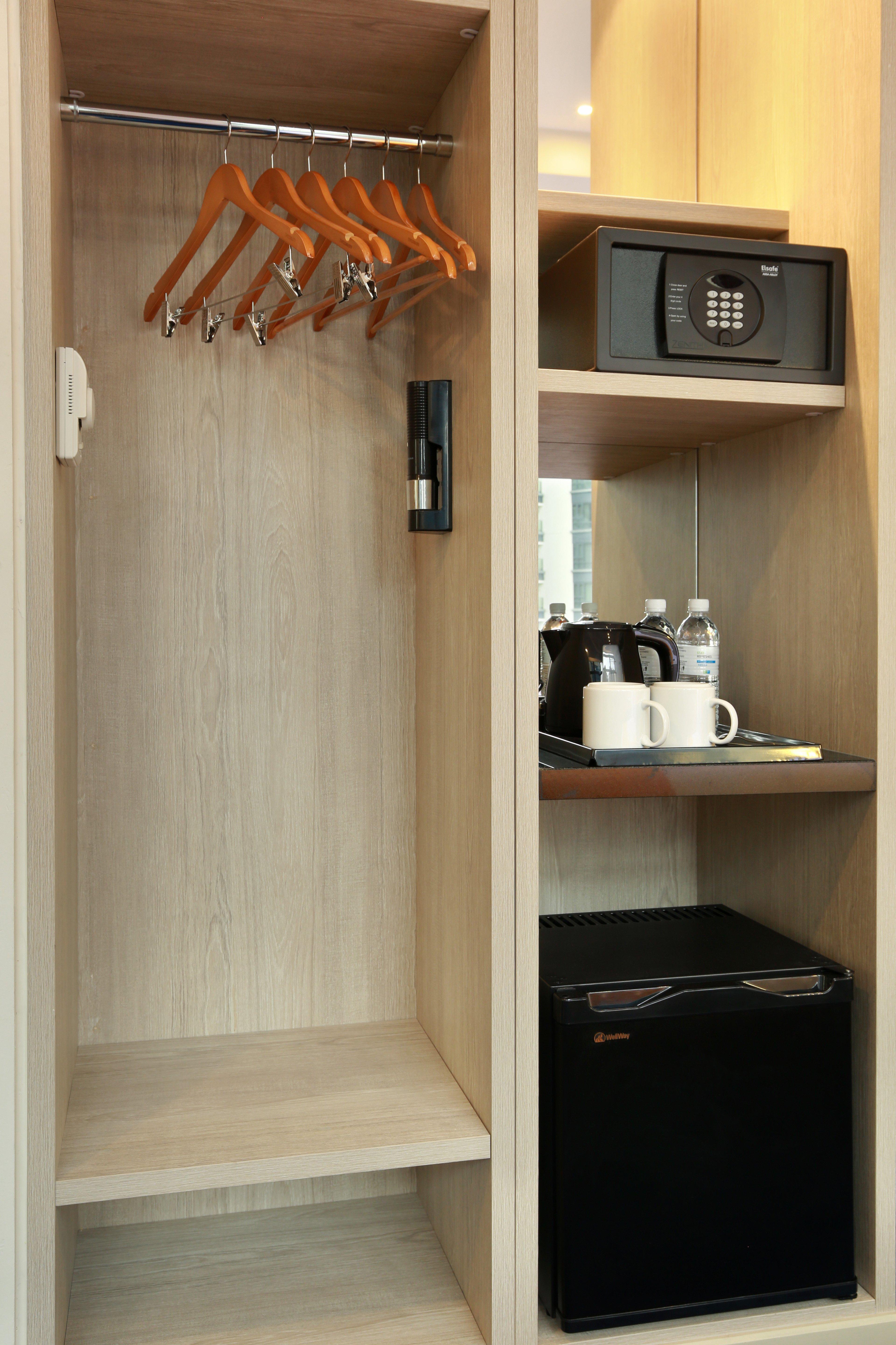 Double Queen Size Bed