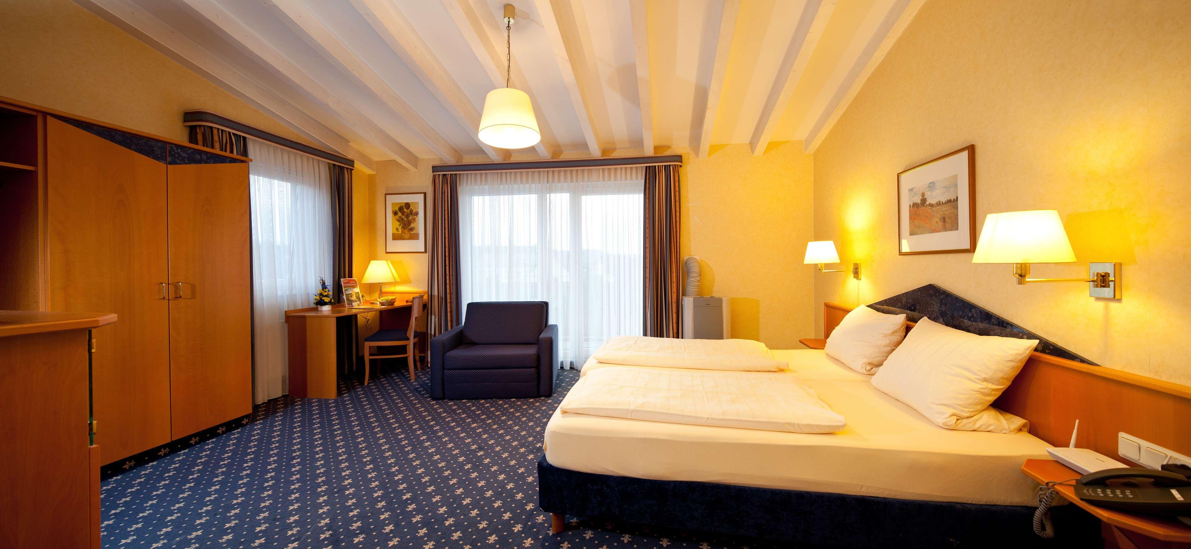 Double King Size Bed