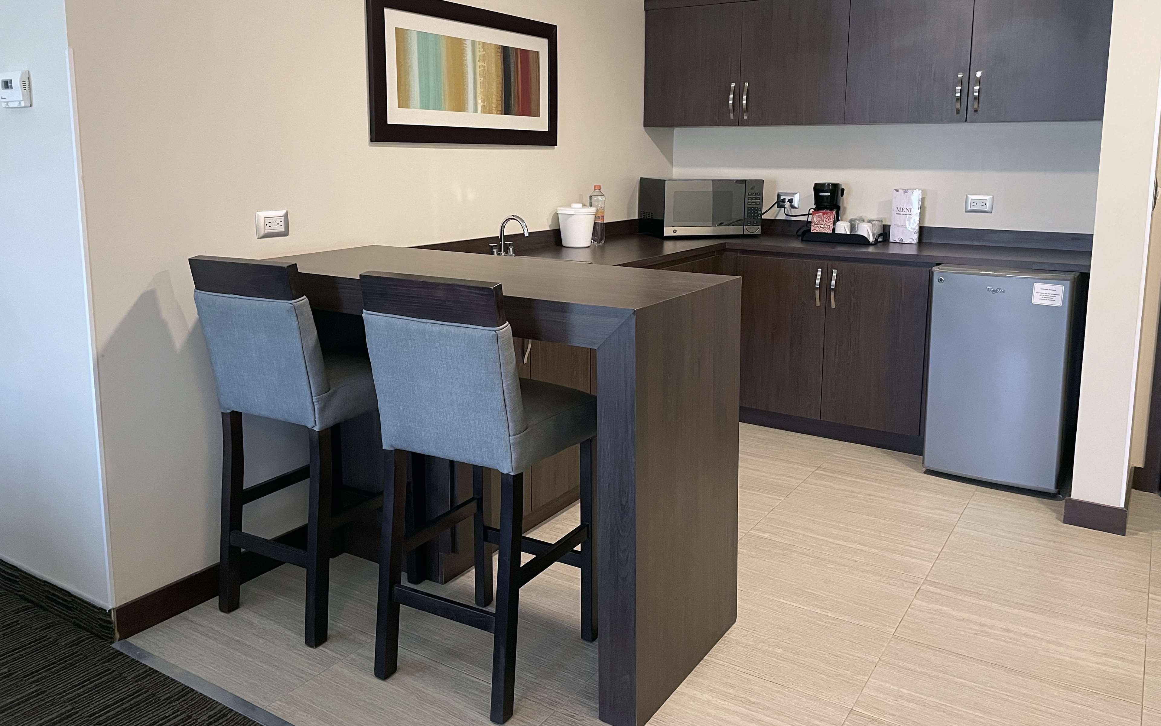 Suite Two Queen Beds